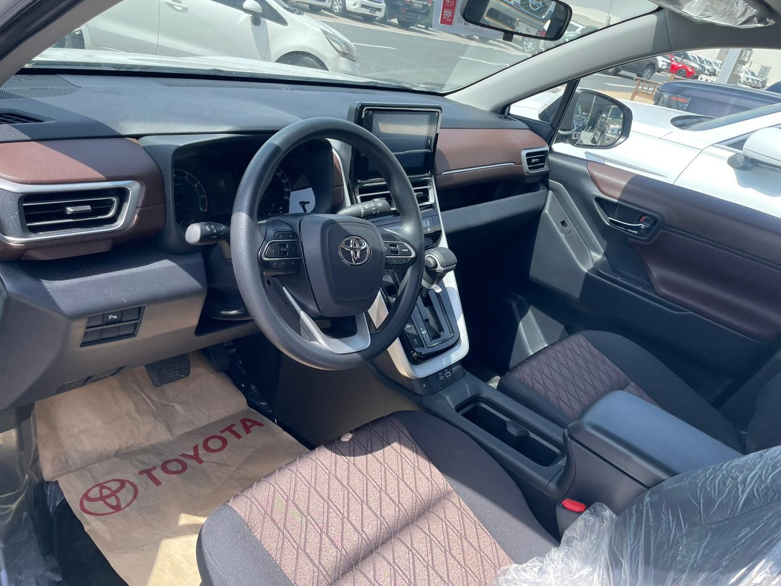 Toyota Inova 2024 - Image 4