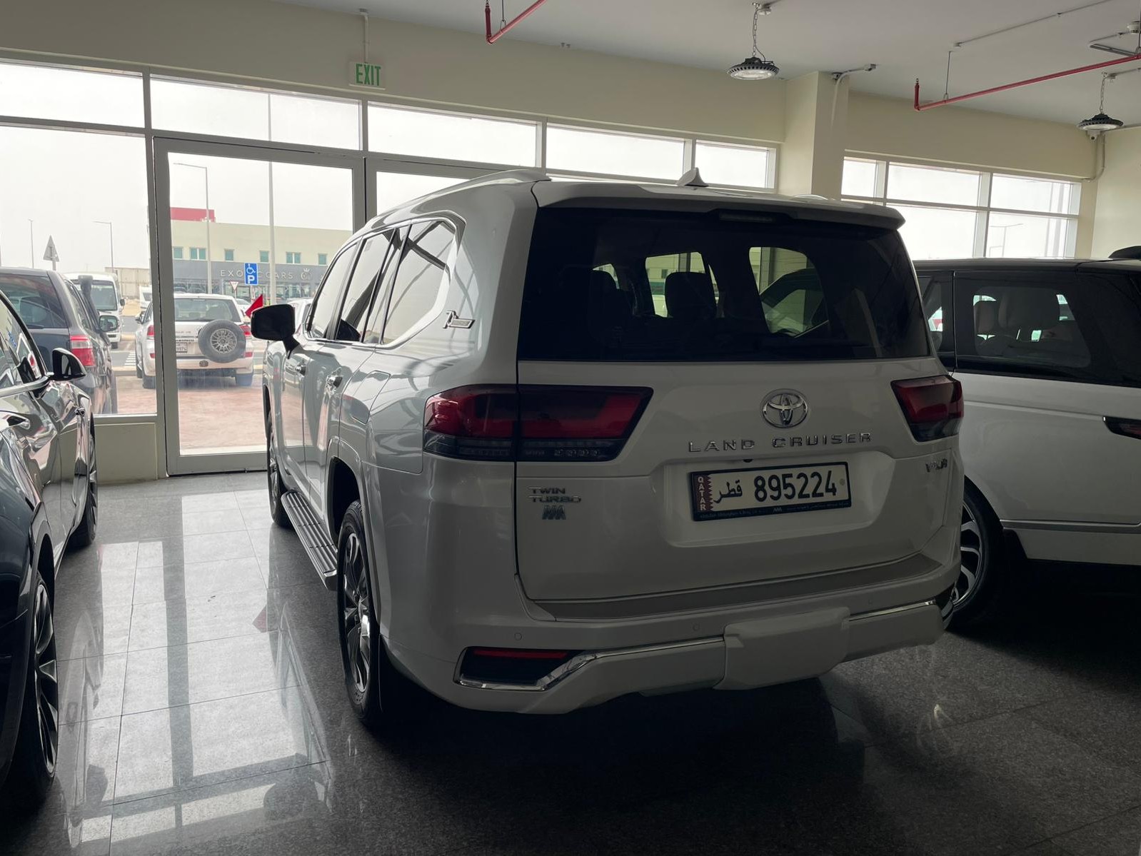 Toyota Land Cruiser VX.R 2022 - Image 4
