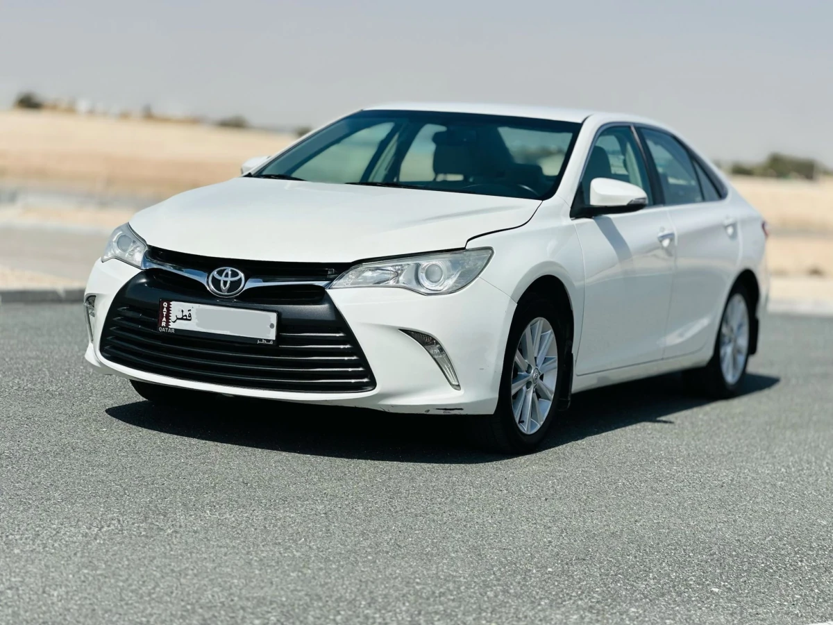Toyota Camry GLX 2016