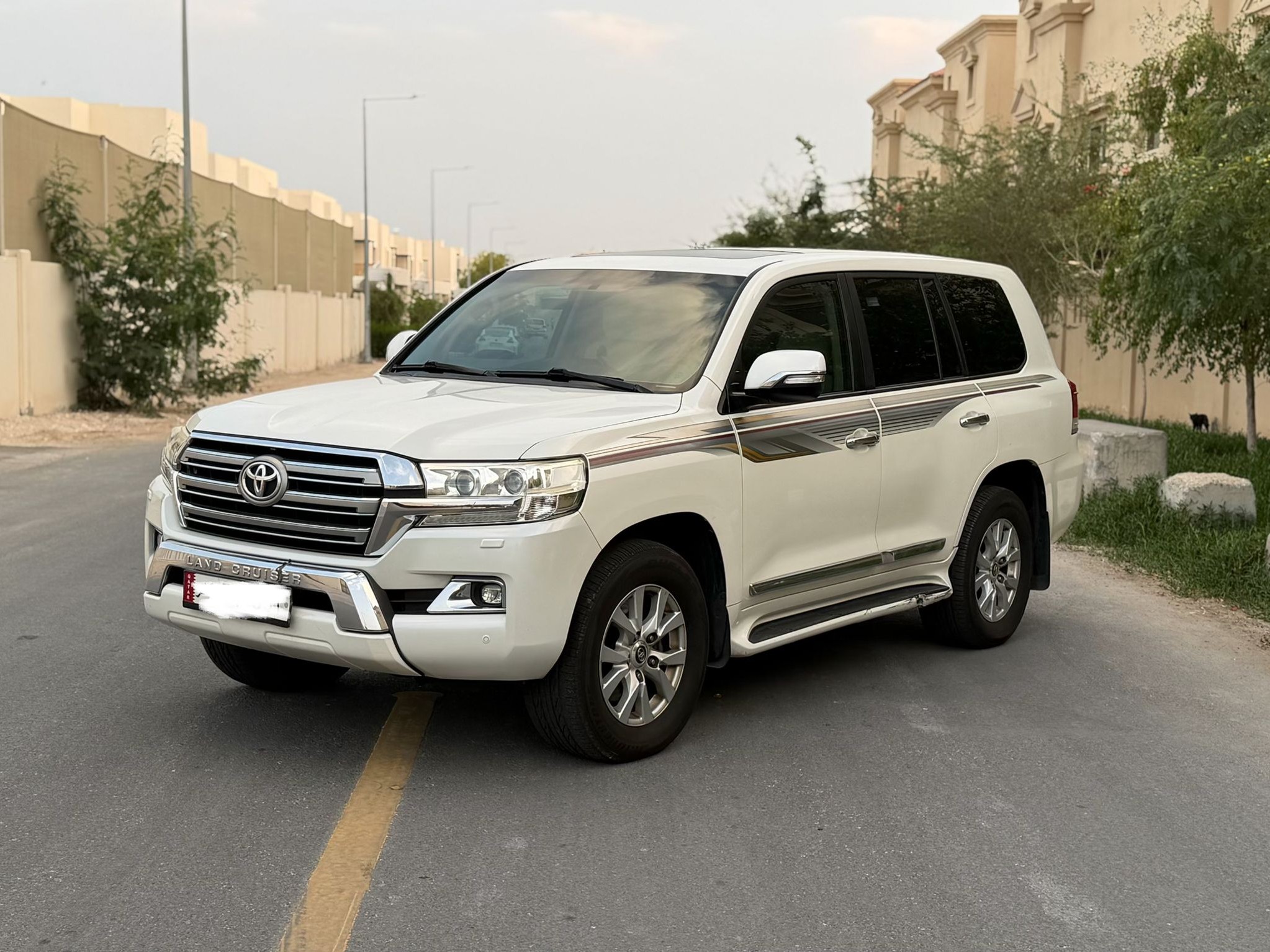 Toyota Land Cruiser GX.R 2016 - Image 1