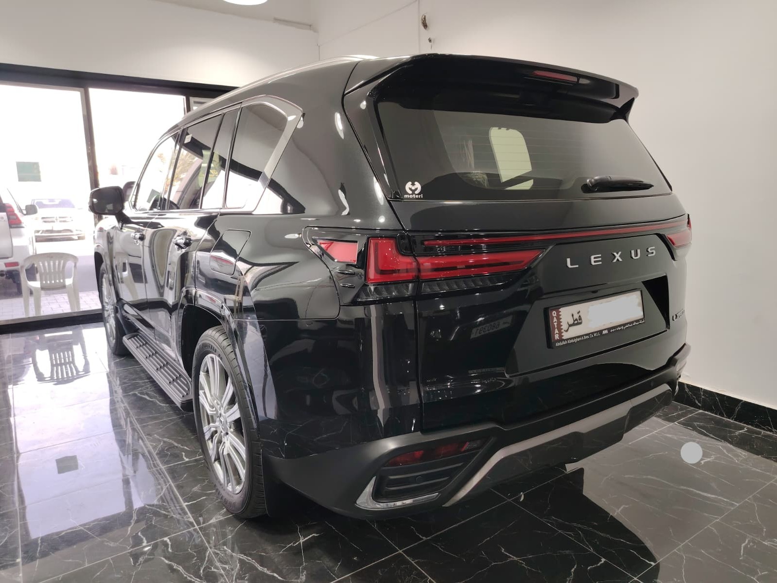 Lexus LX 600 VIP 2023 - Image 4