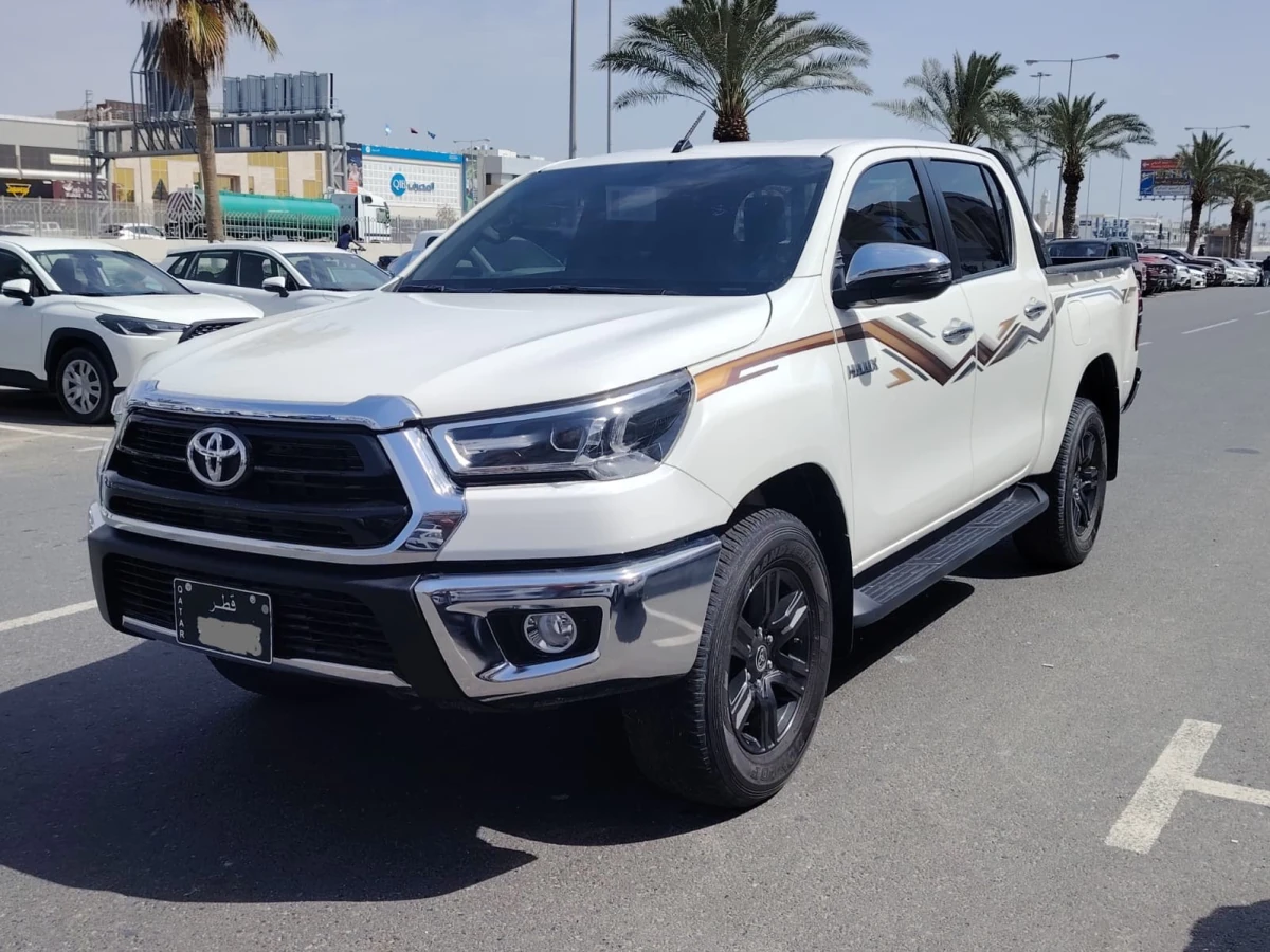 Toyota Hilux SR5 2024