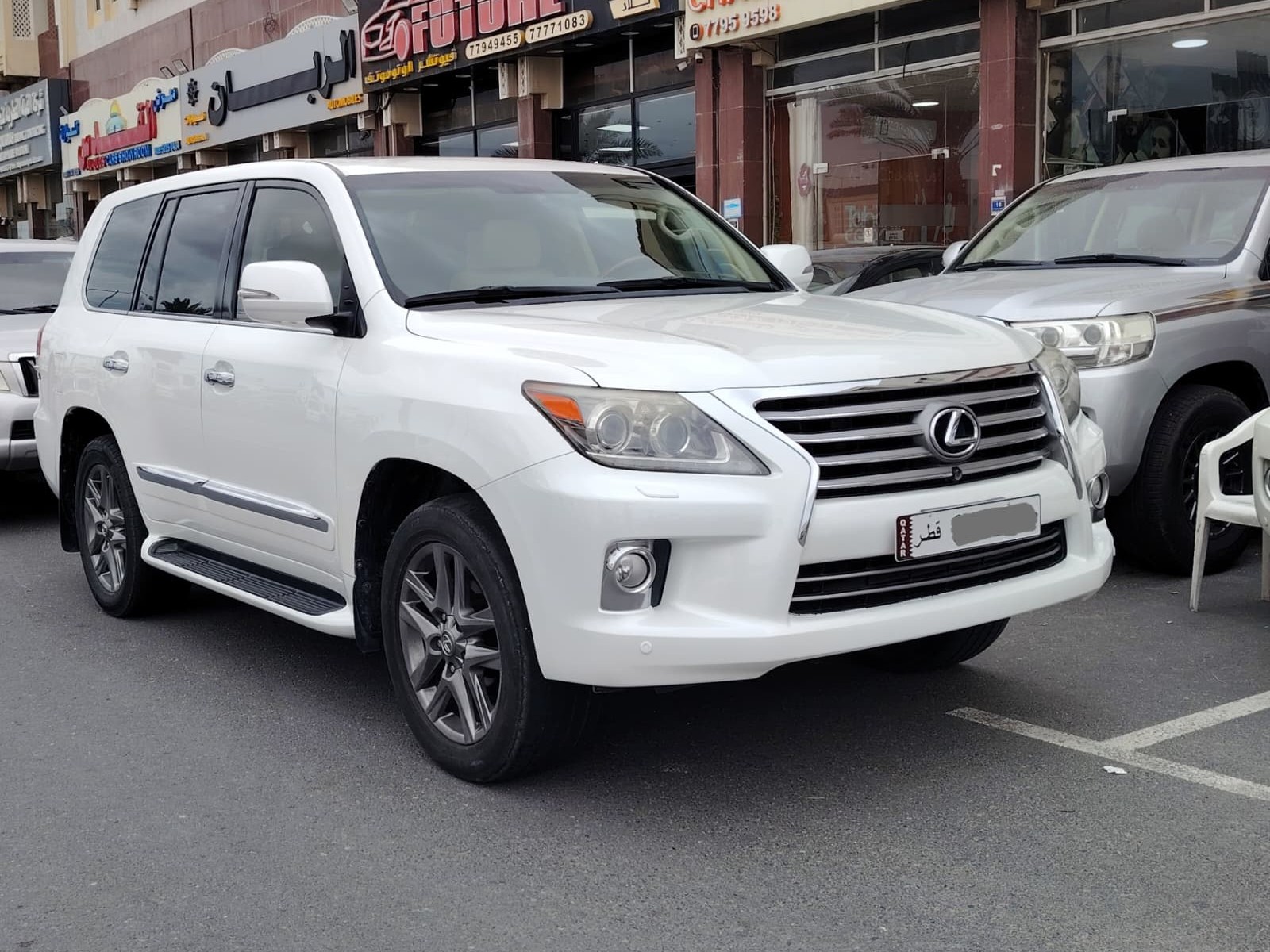 Lexus LX 570 2013 - Image 3