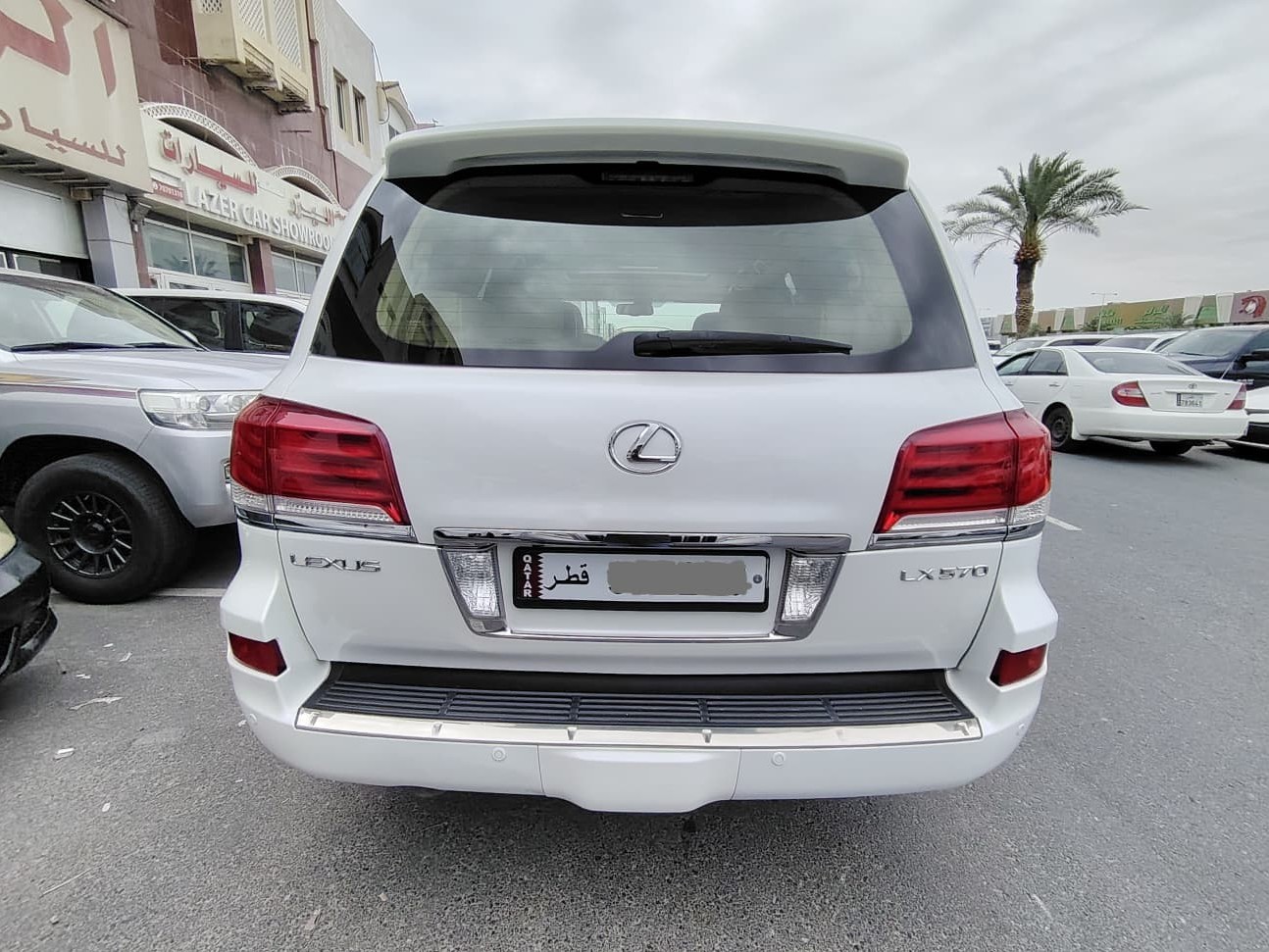 Lexus LX 570 2013 - Image 4