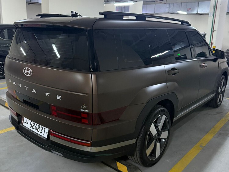 Hyundai Santa Fe 2025 - Image 4