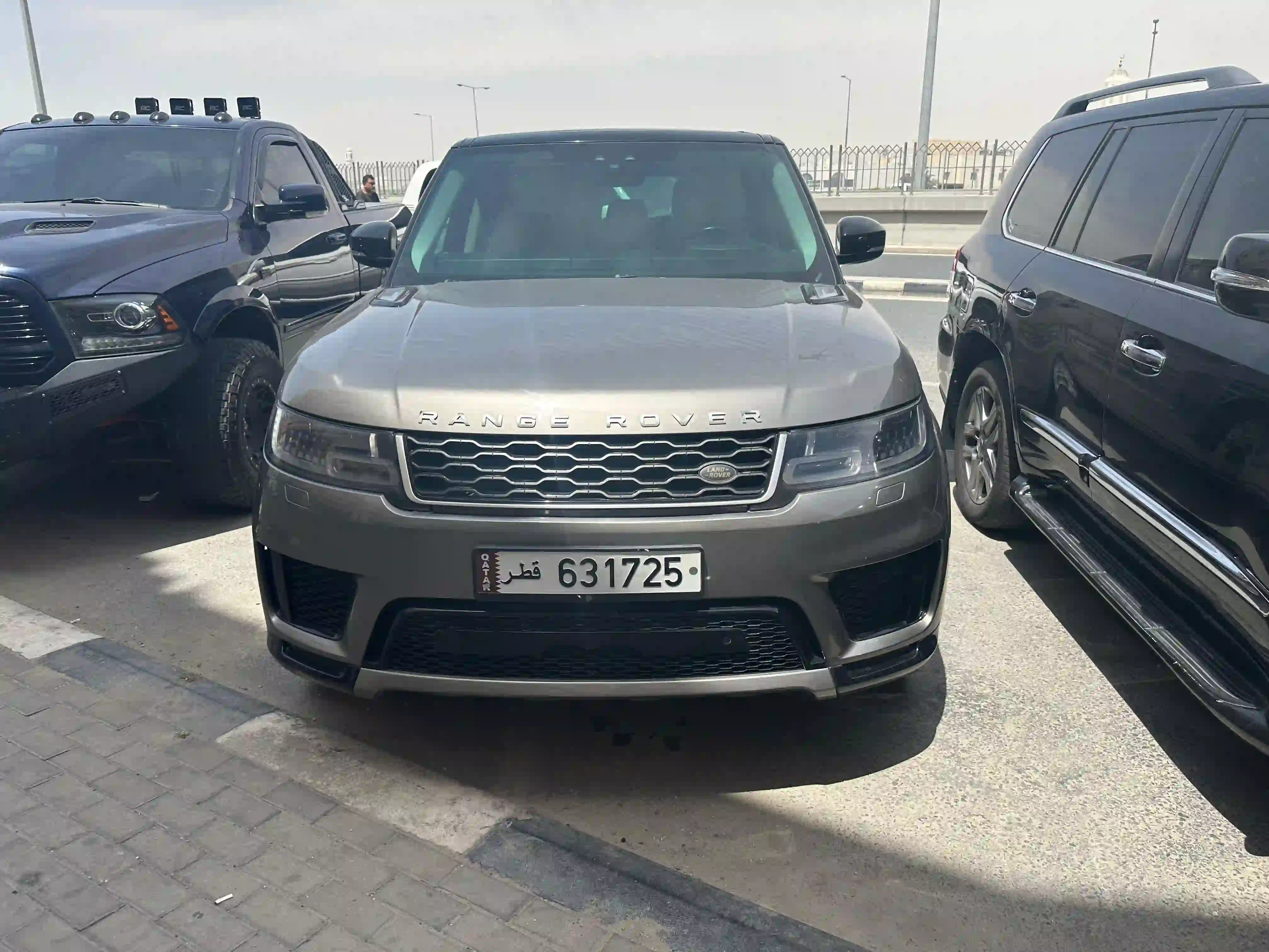 Land Rover Range Rover Sport HSE 2018 - Image 2