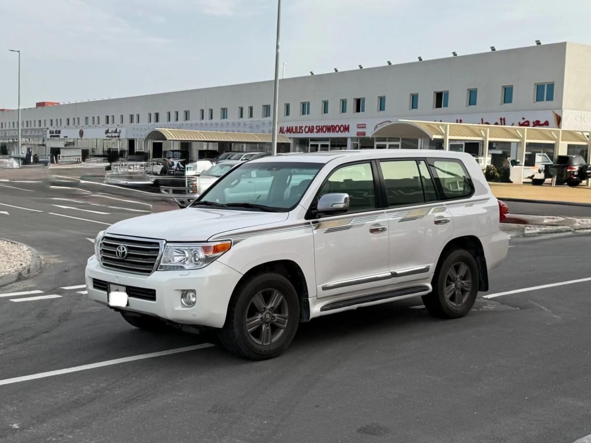 Toyota Land Cruiser GX.R 2014