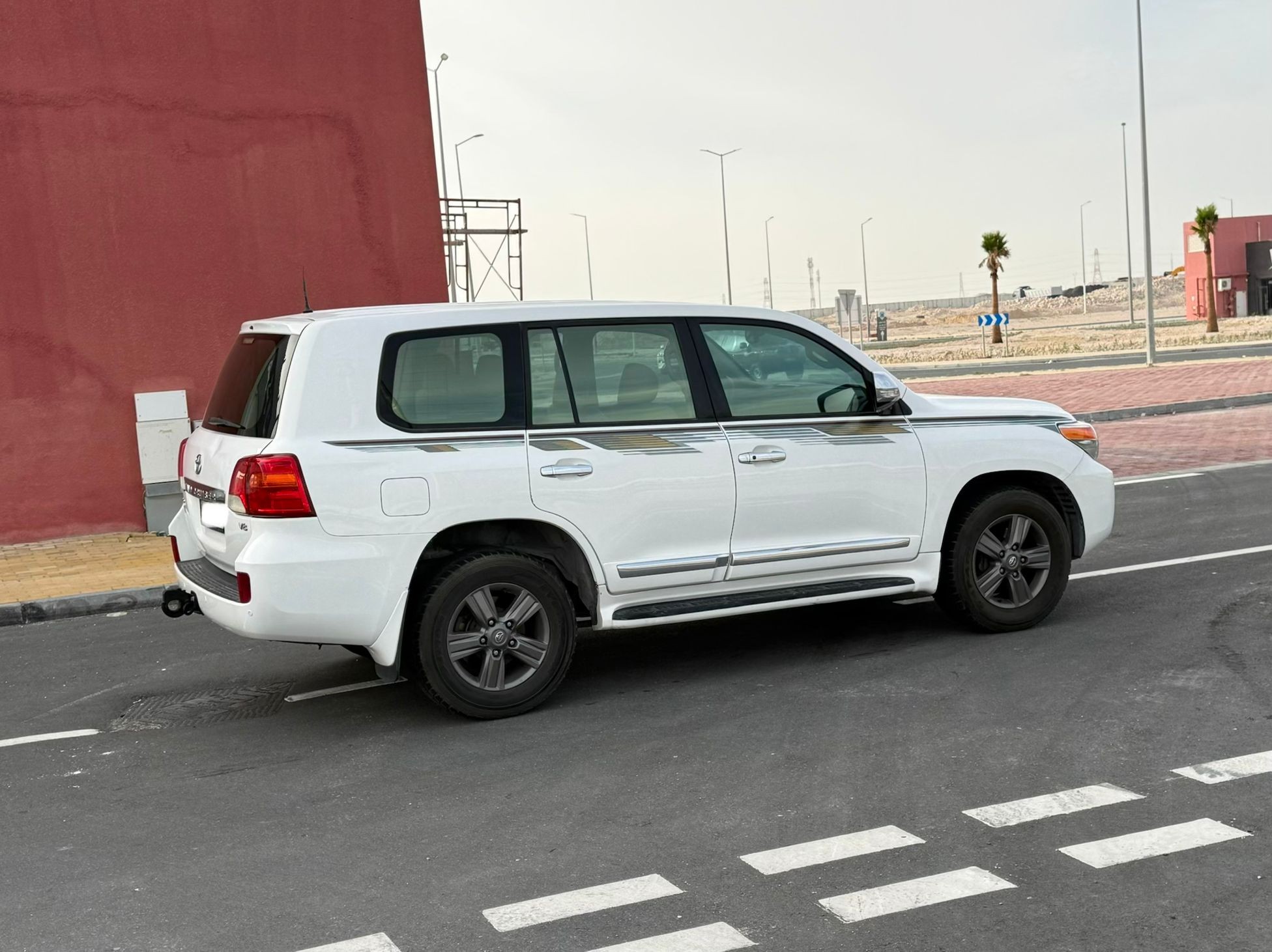 Toyota Land Cruiser GX.R 2014 - Image 4