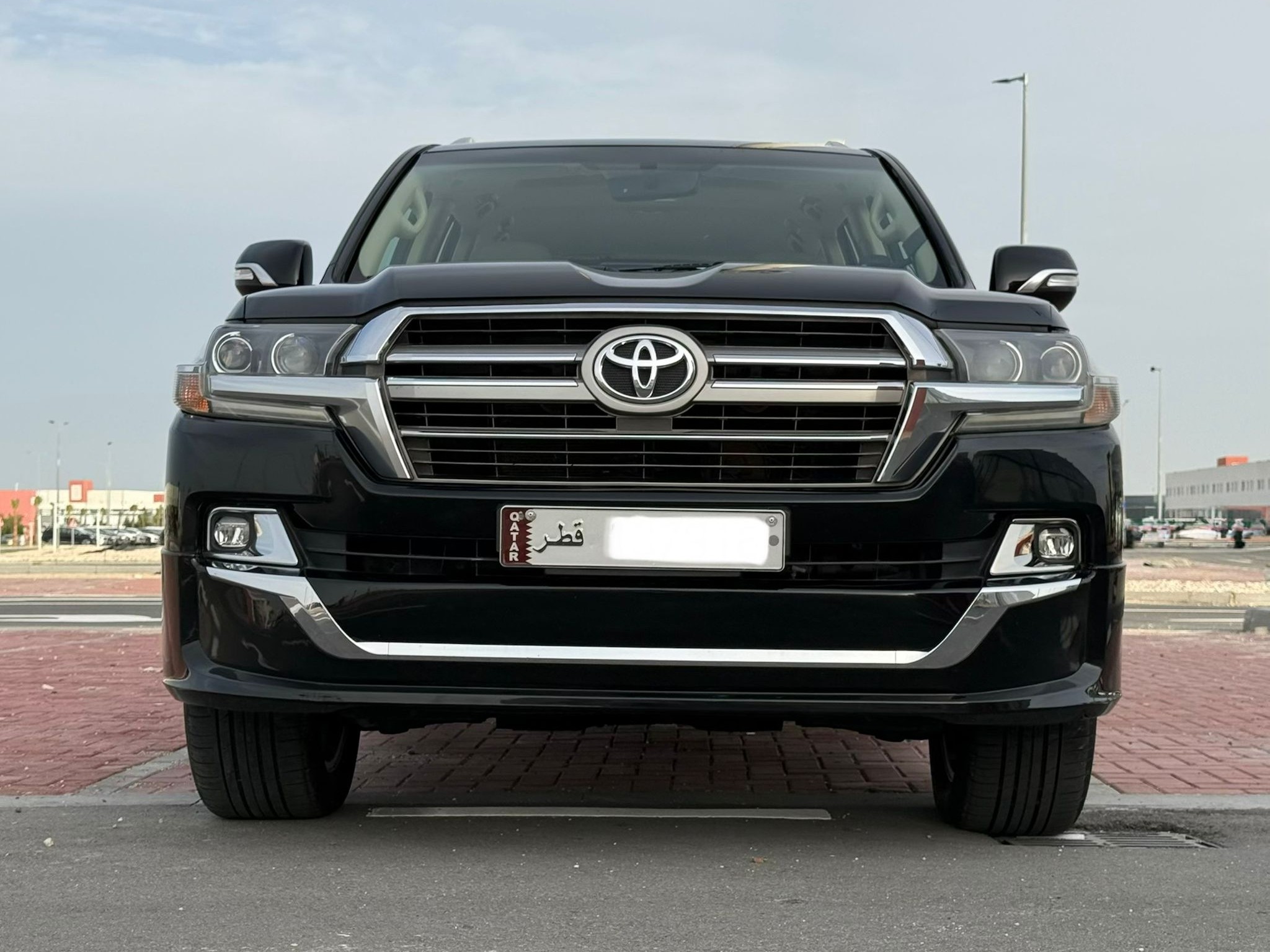 Toyota Land Cruiser GXR Grand Touring 2019 - Image 2
