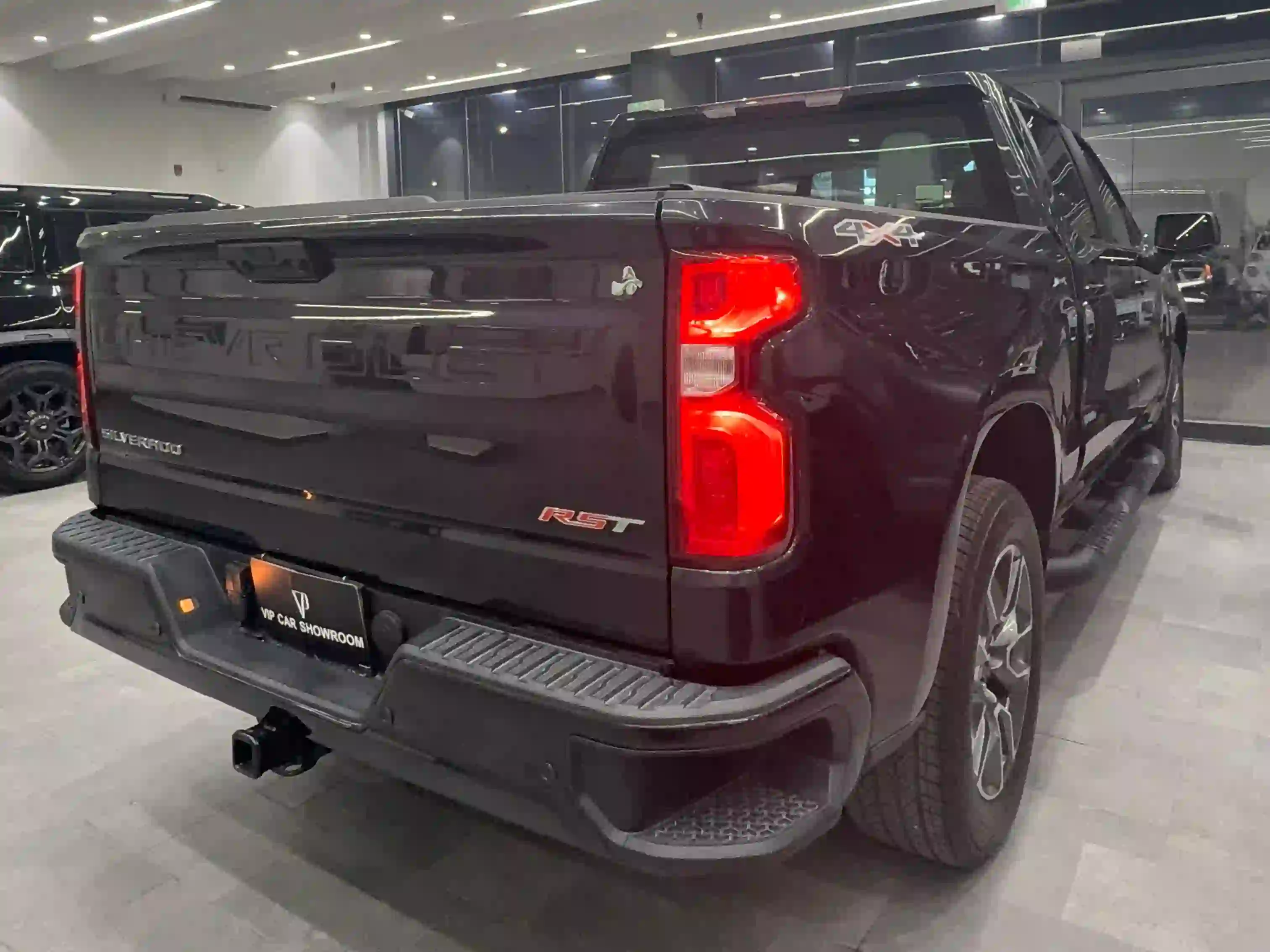 Chevrolet Silverado RST 2024 - Image 4