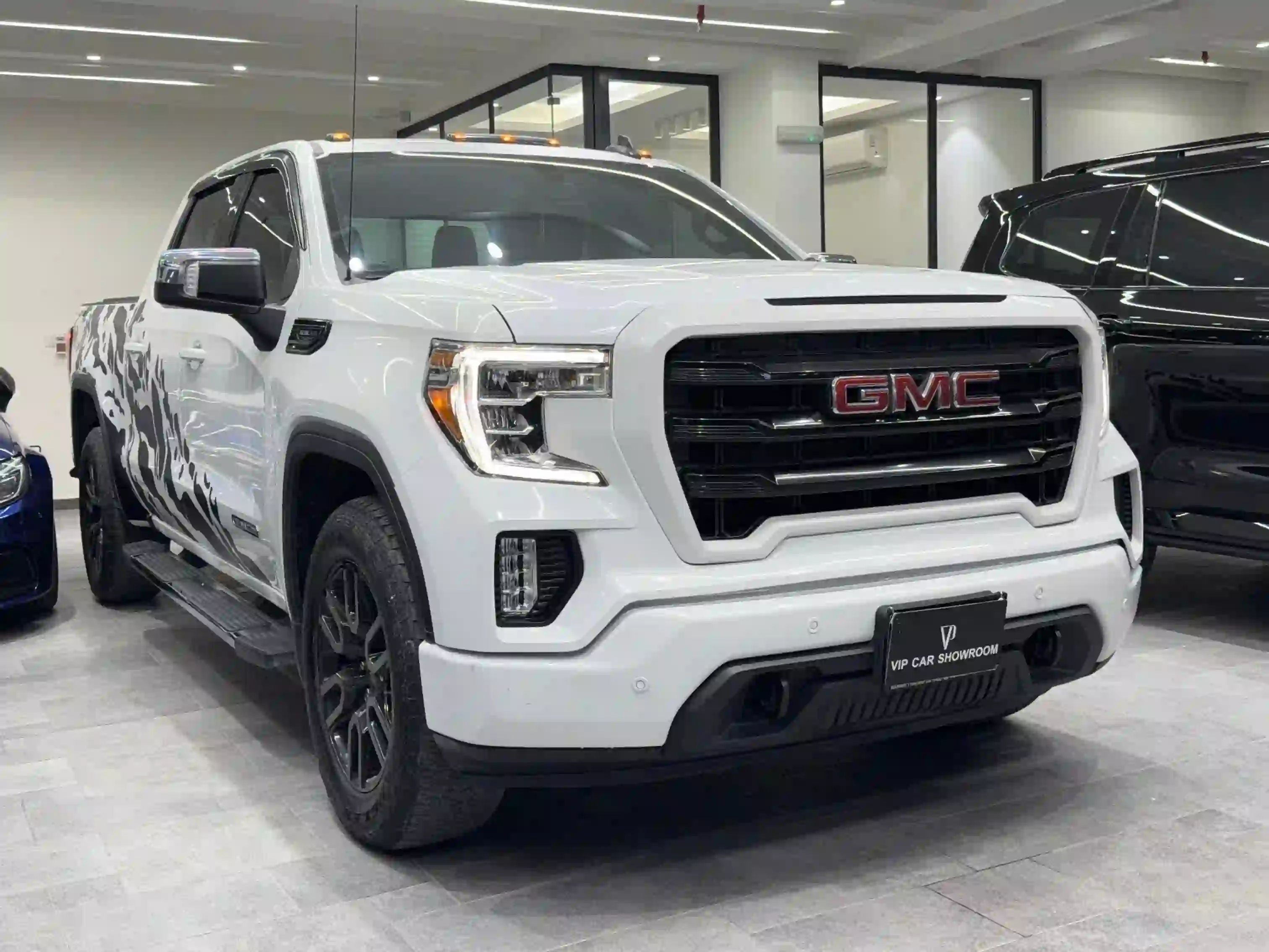 GMC Sierra Elevation  2022 - Image 3