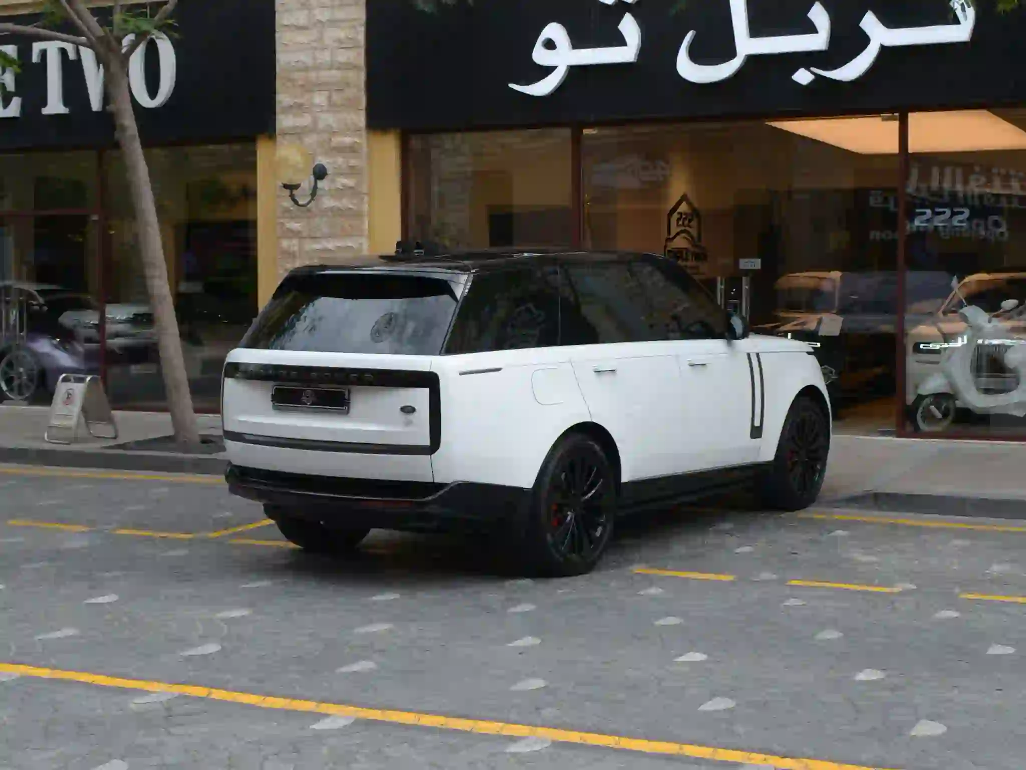 Land Rover Range Rover HSE 2022 - Image 4