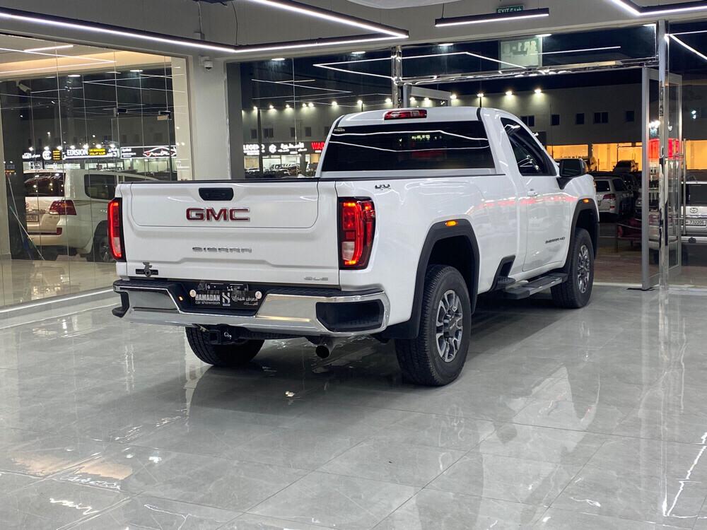 GMC Sierra 2500 HD 2025 - Image 4