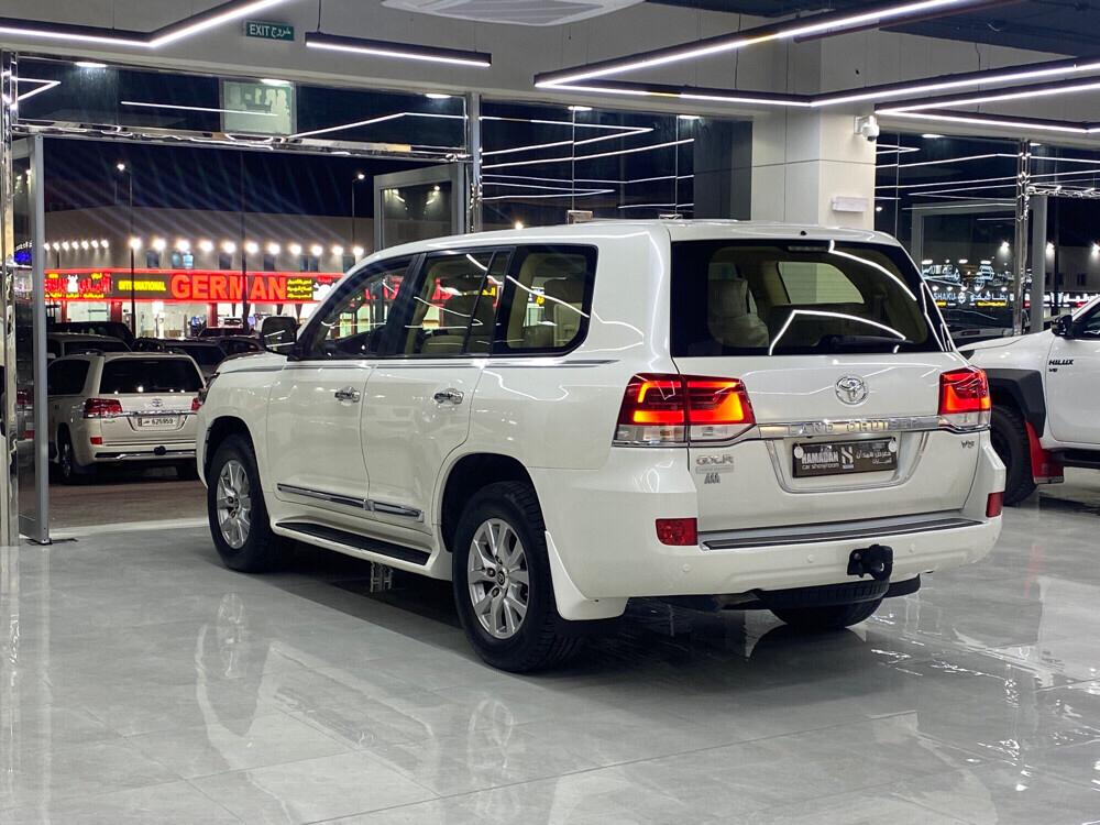 Toyota Land Cruiser GX.R 2017 - Image 2