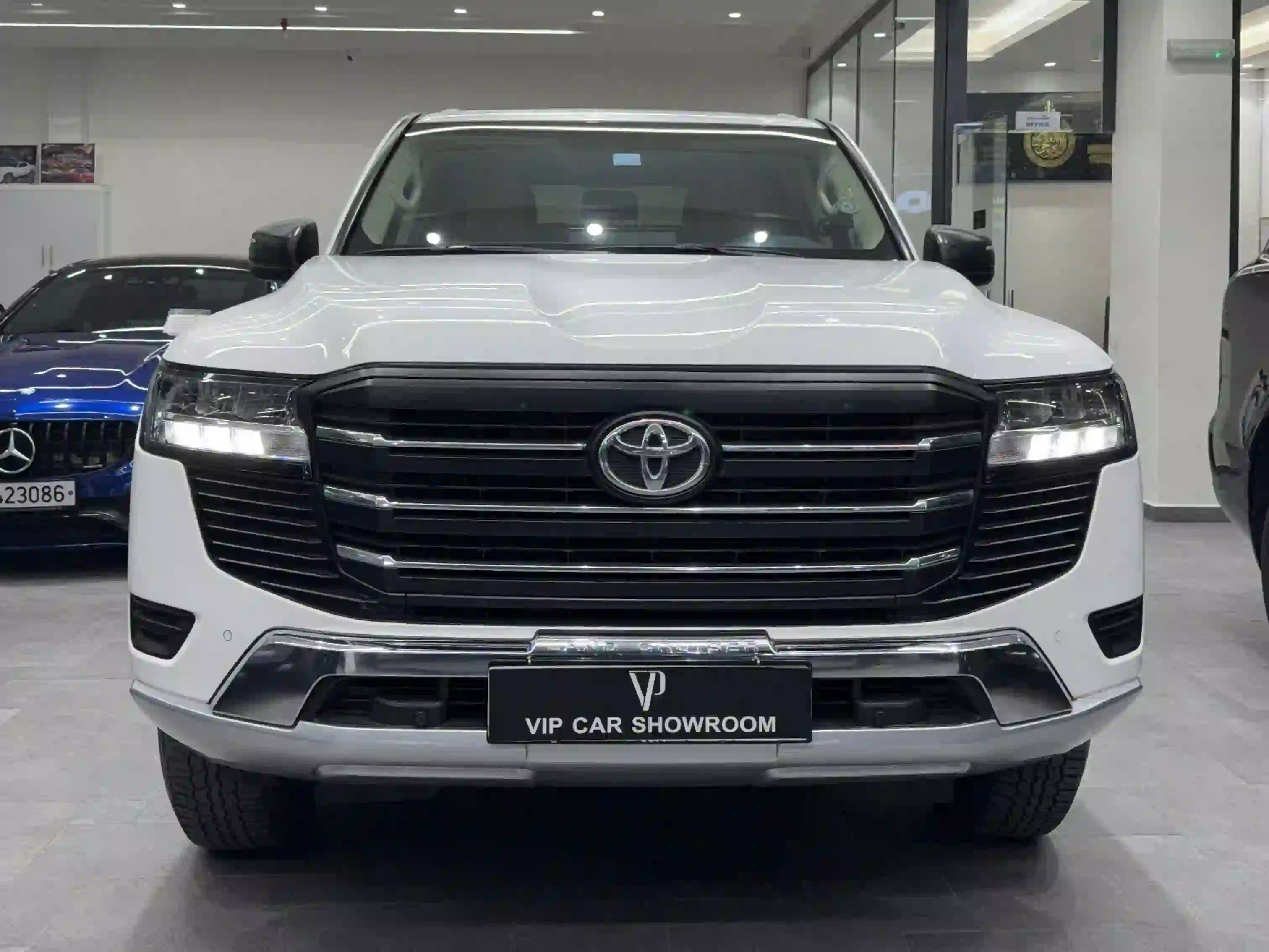 Toyota Land Cruiser GX 2024 - Image 2