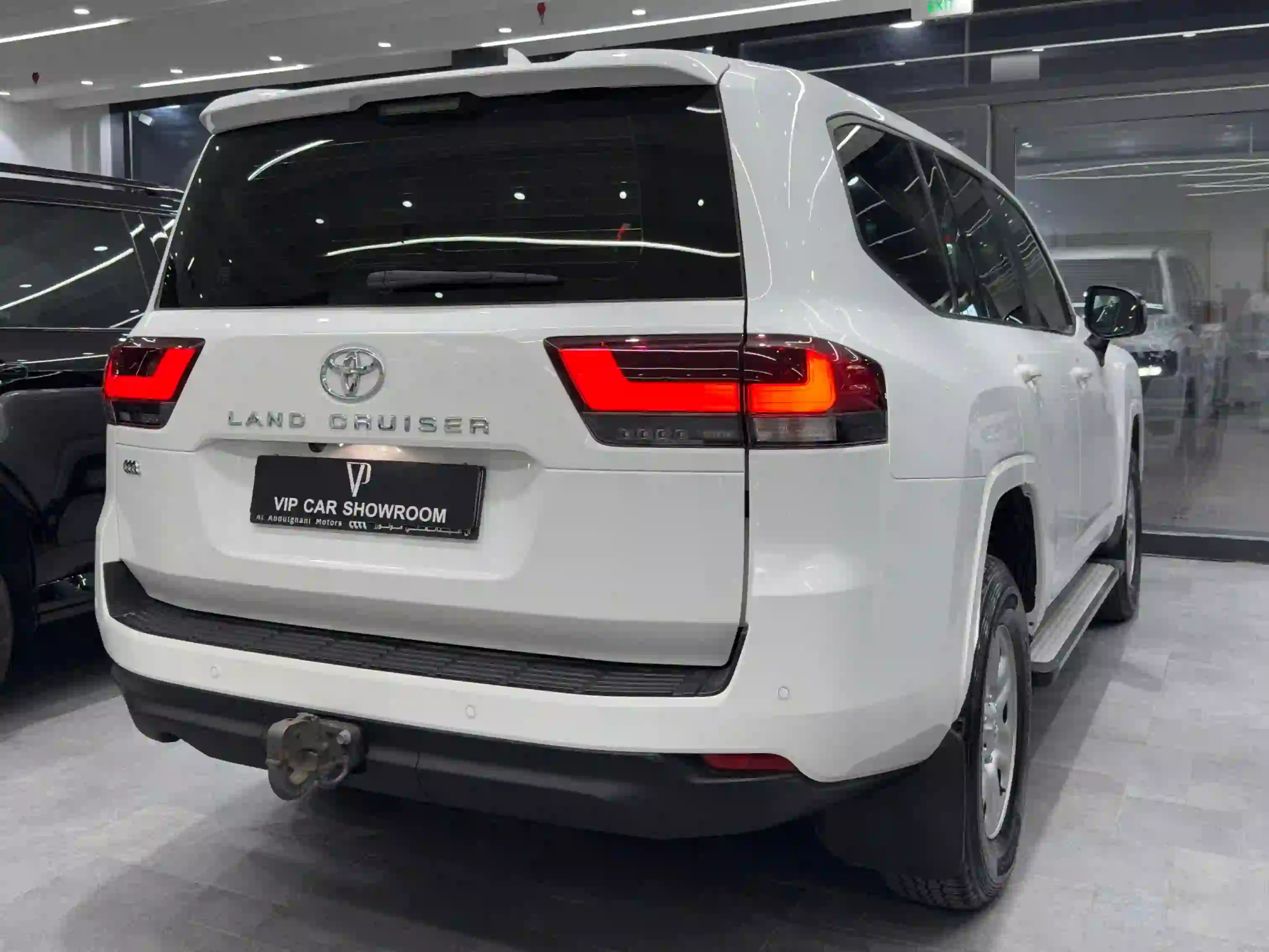 Toyota Land Cruiser GX 2024 - Image 4