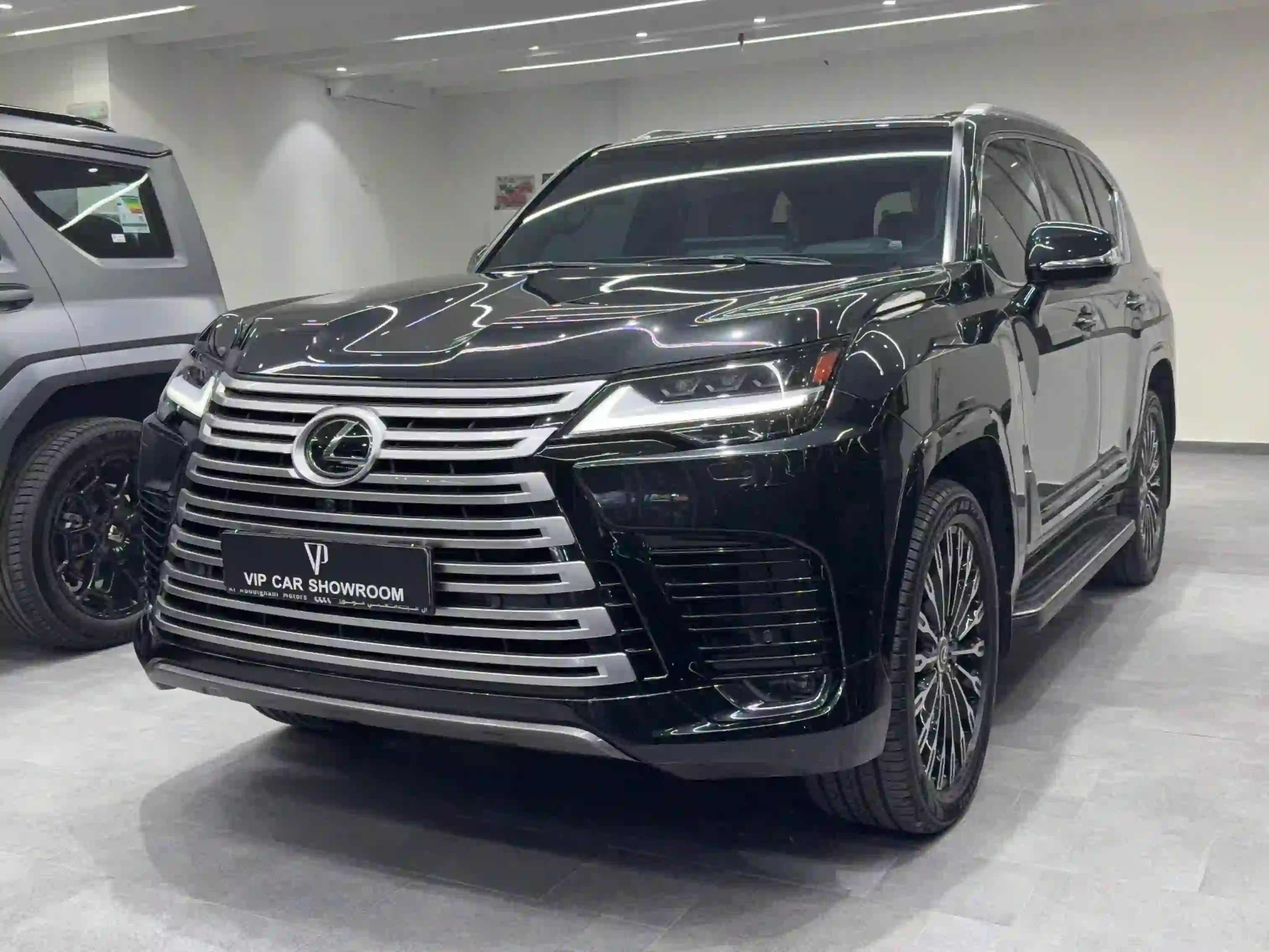 Lexus LX 600 Luxury  2024 - Image 1
