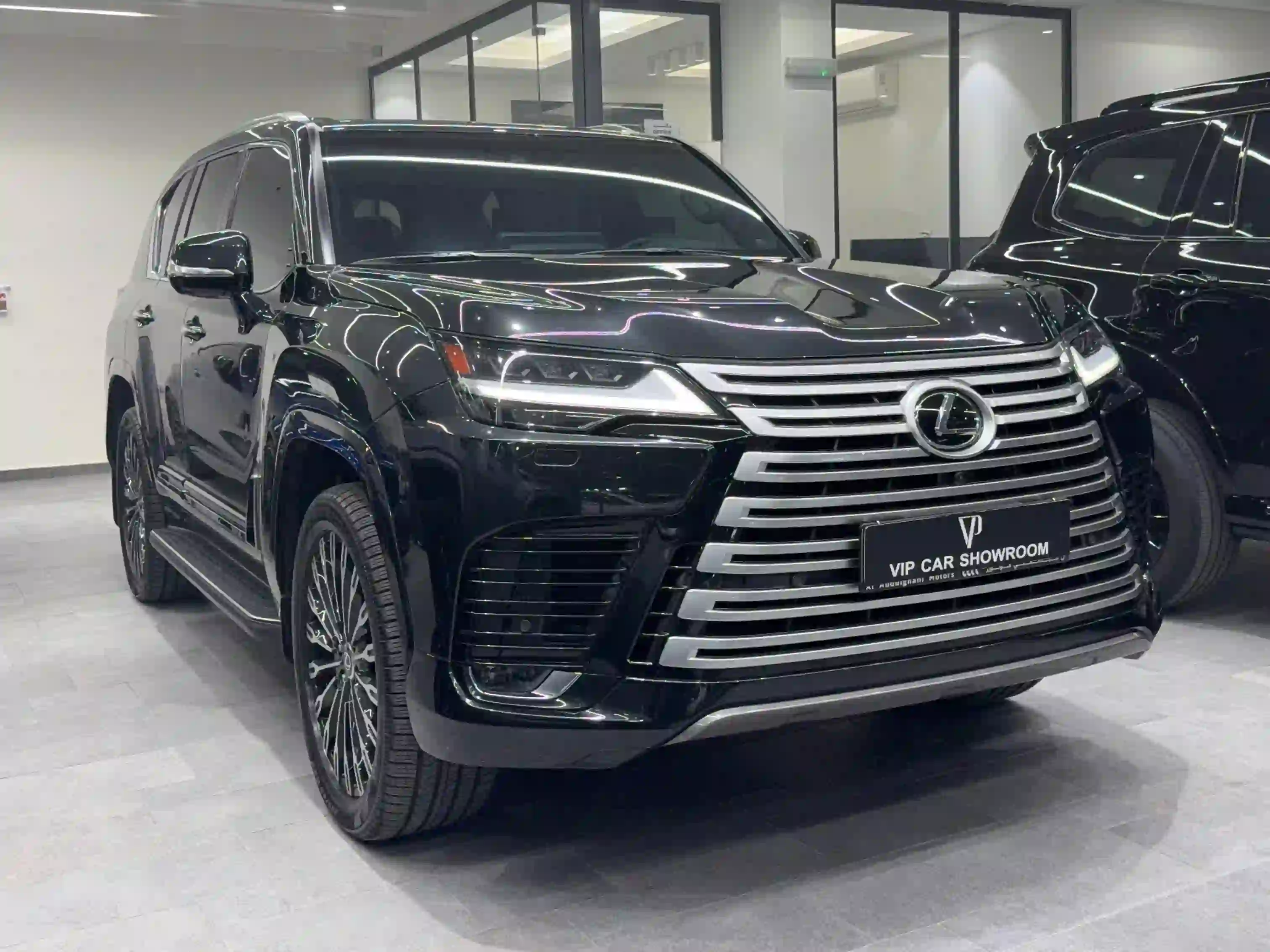 Lexus LX 600 Luxury  2024 - Image 3