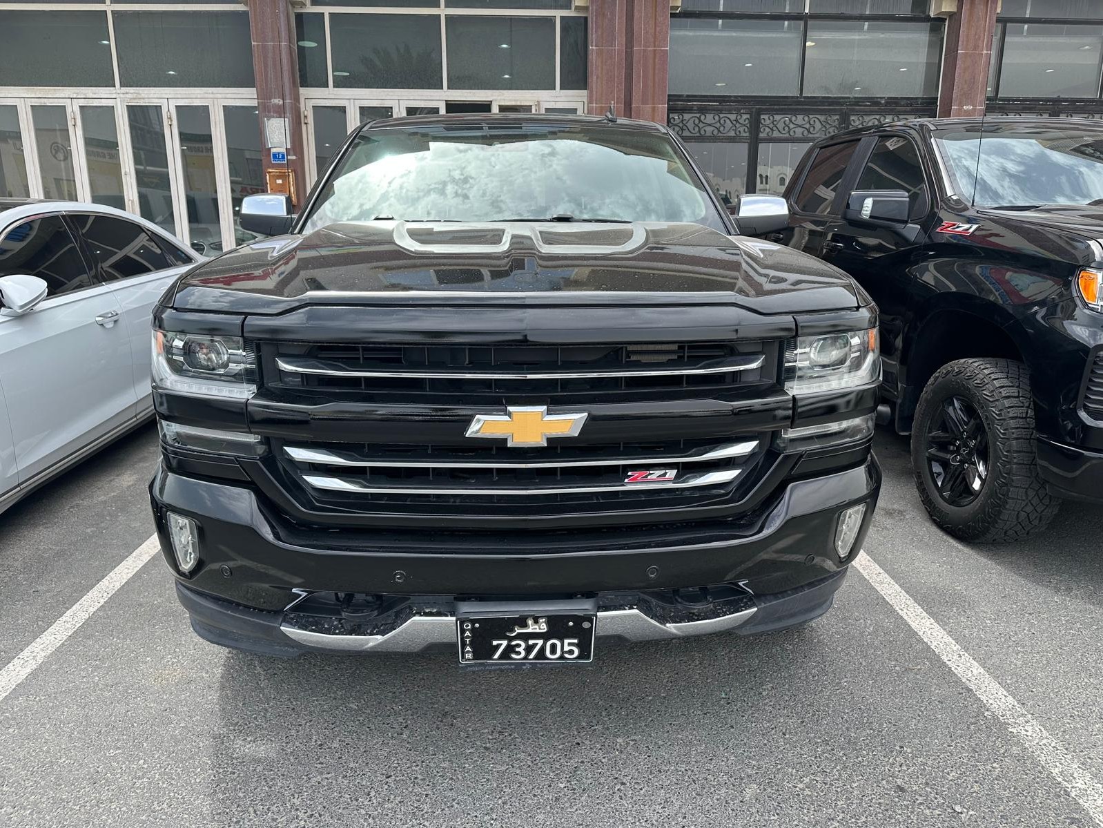 Chevrolet Silverado LTZ - Z71 2018 - Image 2