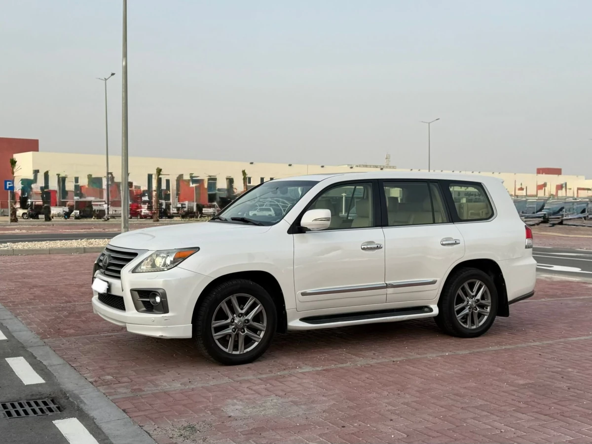 Lexus LX 570 S 2014