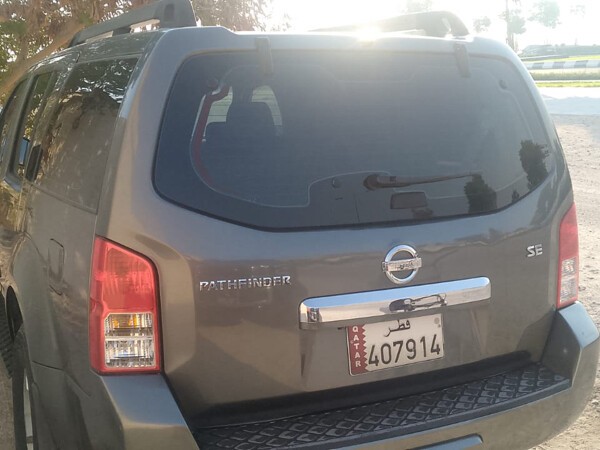 Nissan Pathfinder SE 2009 - Image 4