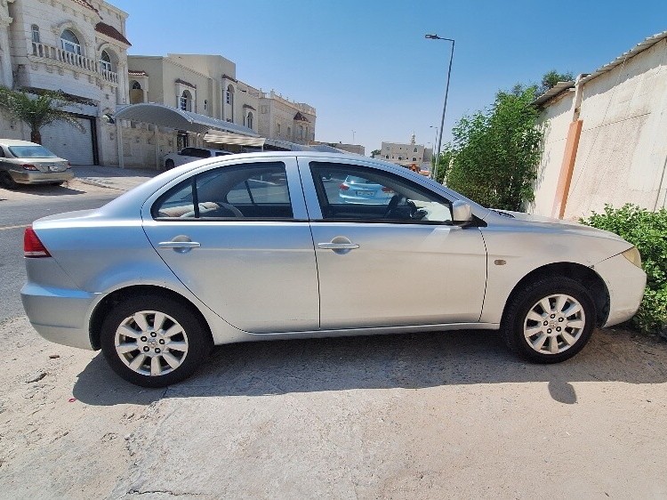 Mitsubishi Lancer 2013 - Image 3