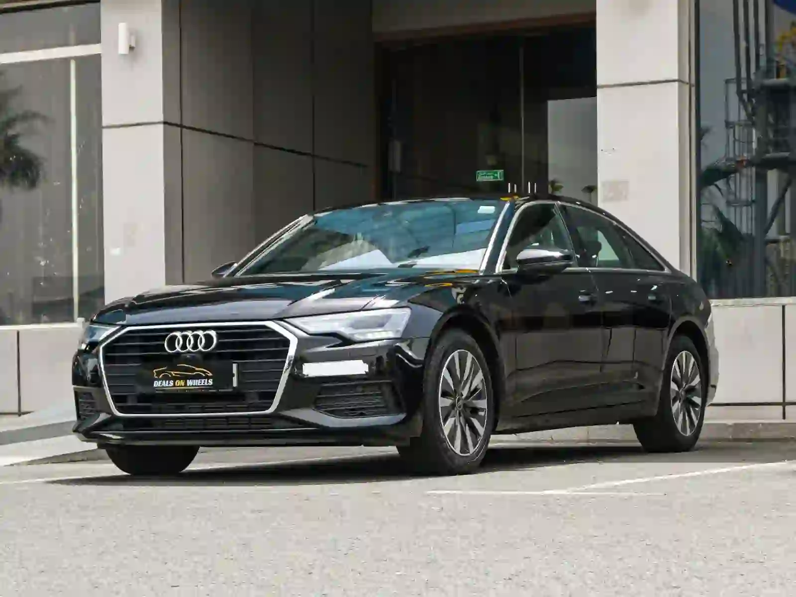 Audi A6 2022 - Image 2