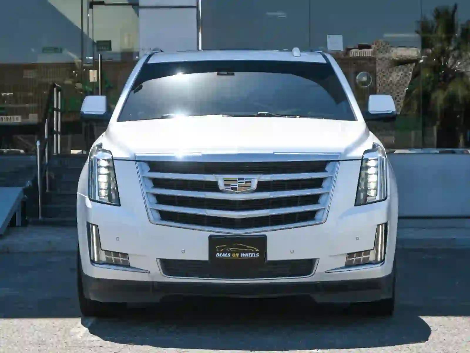 Cadillac Escalade 2017 - Image 1