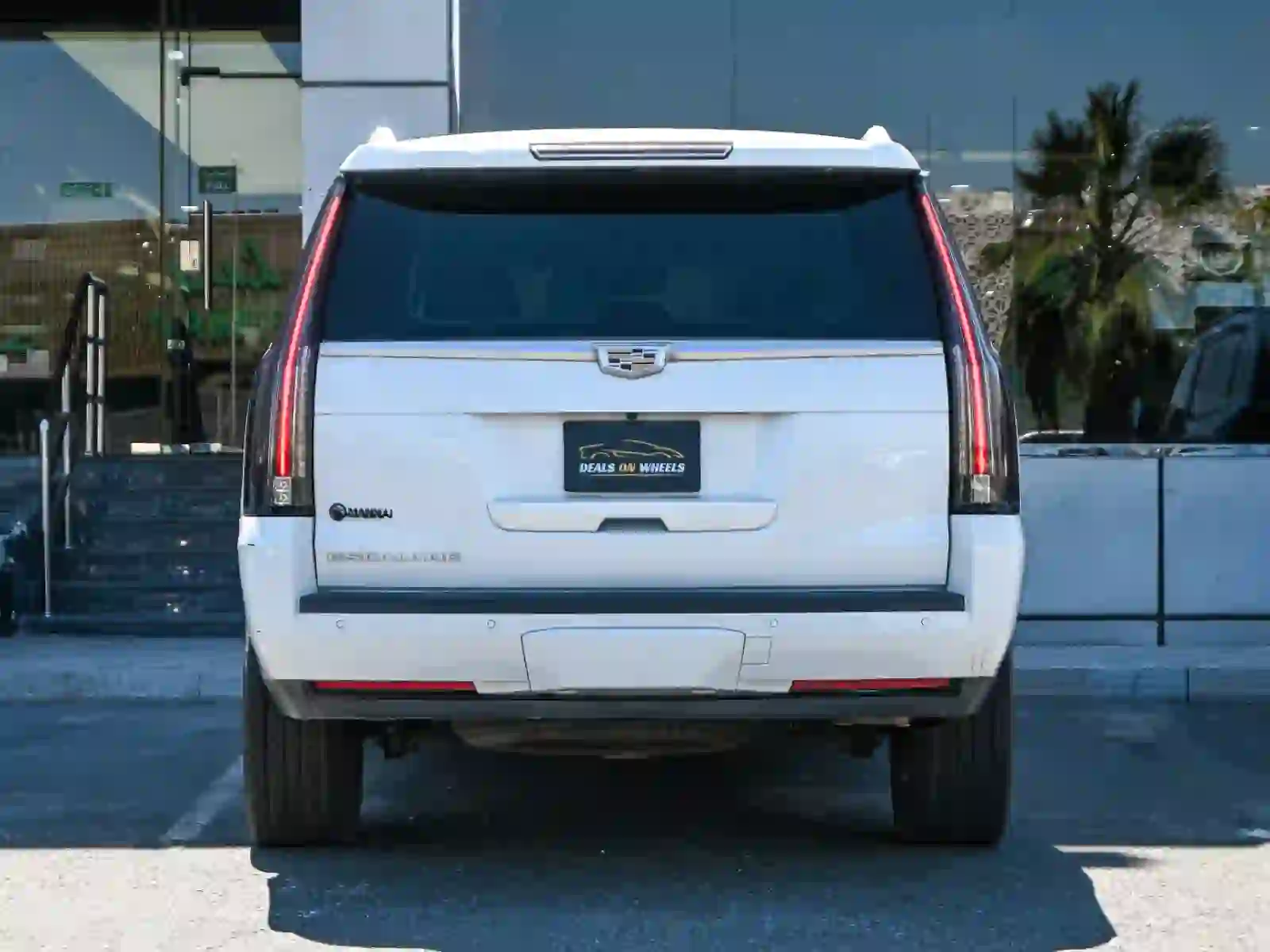 Cadillac Escalade 2017 - Image 3