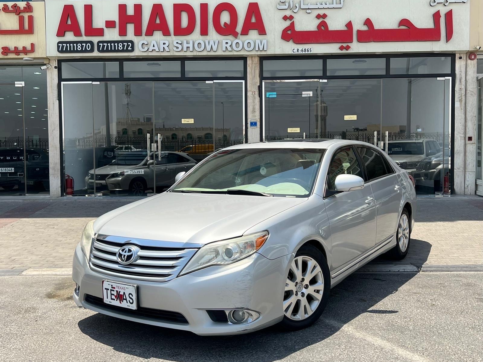 Toyota Avalon XL - Image 2