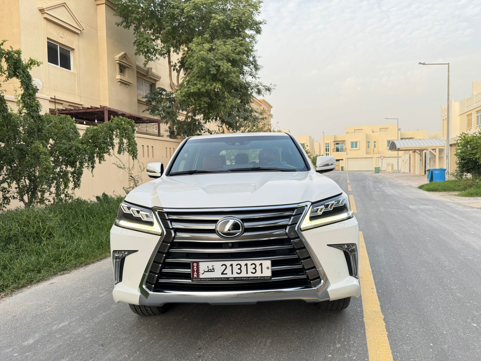 Lexus LX 570 2017 - Image 2