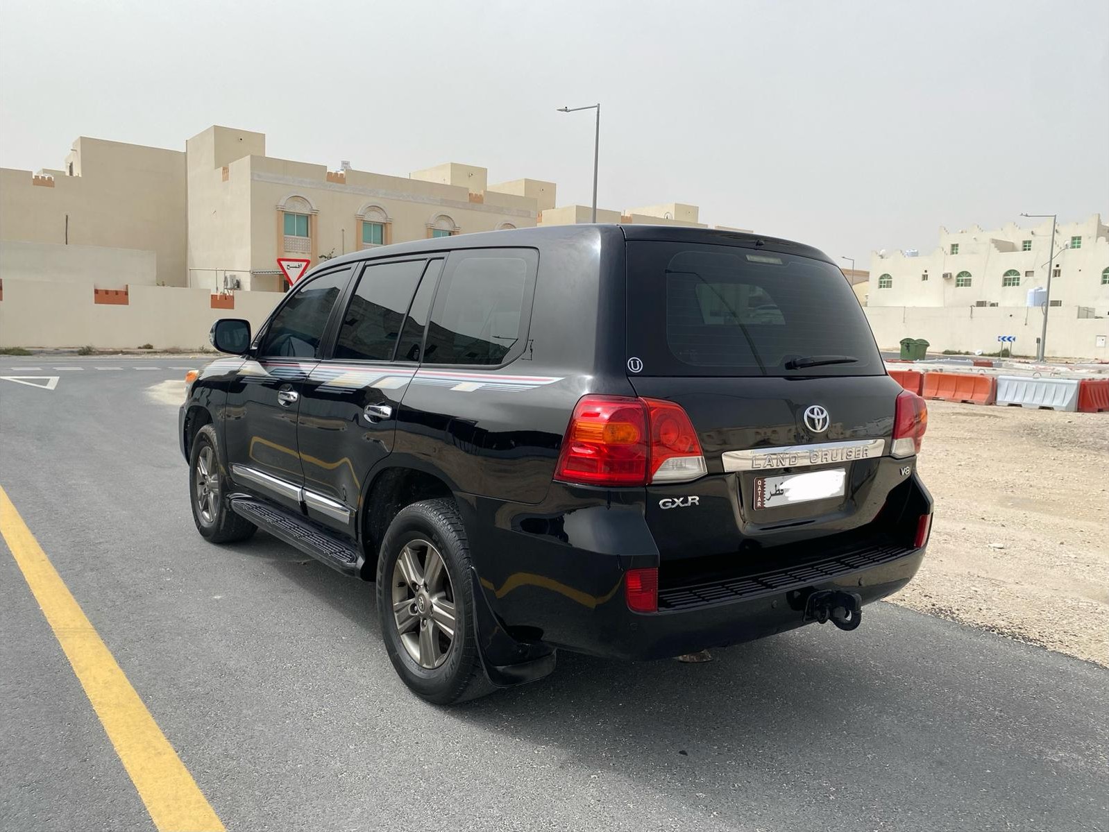 Toyota Land Cruiser GXR v8 2015 - Image 4