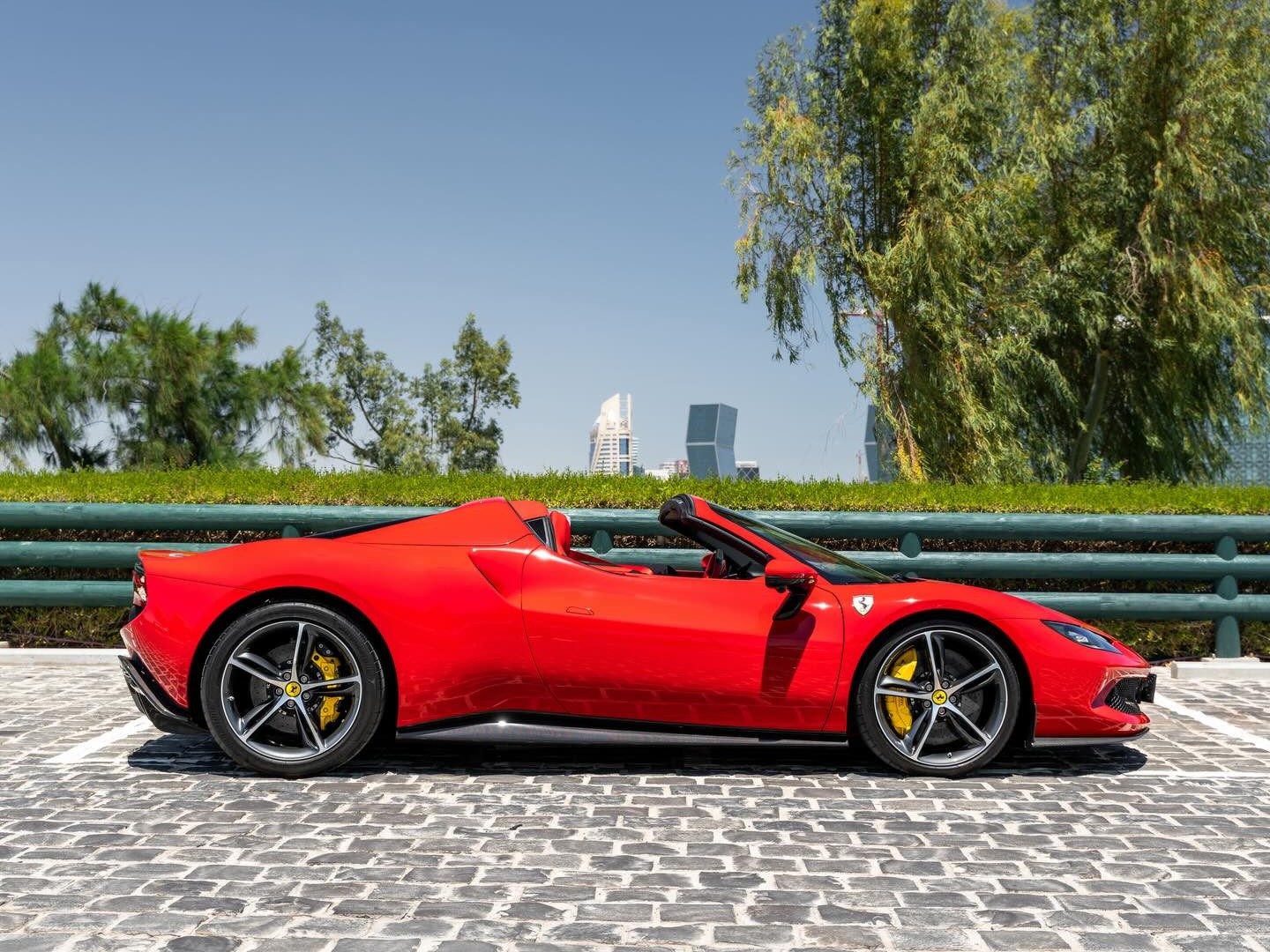 Ferrari 296 GTS 2024 - Image 3