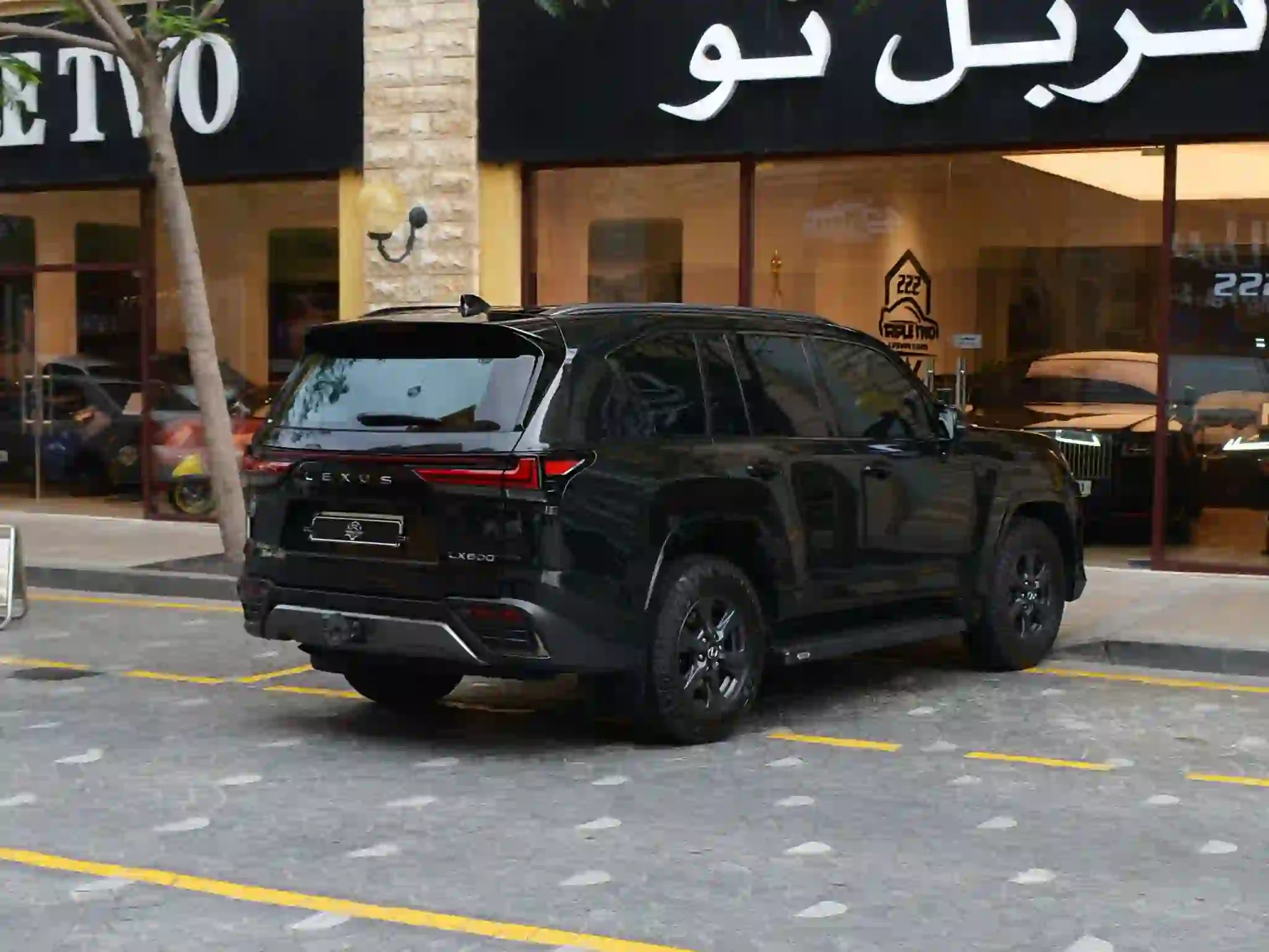 Lexus LX 600 OVERTRAIL 2025 - Image 2