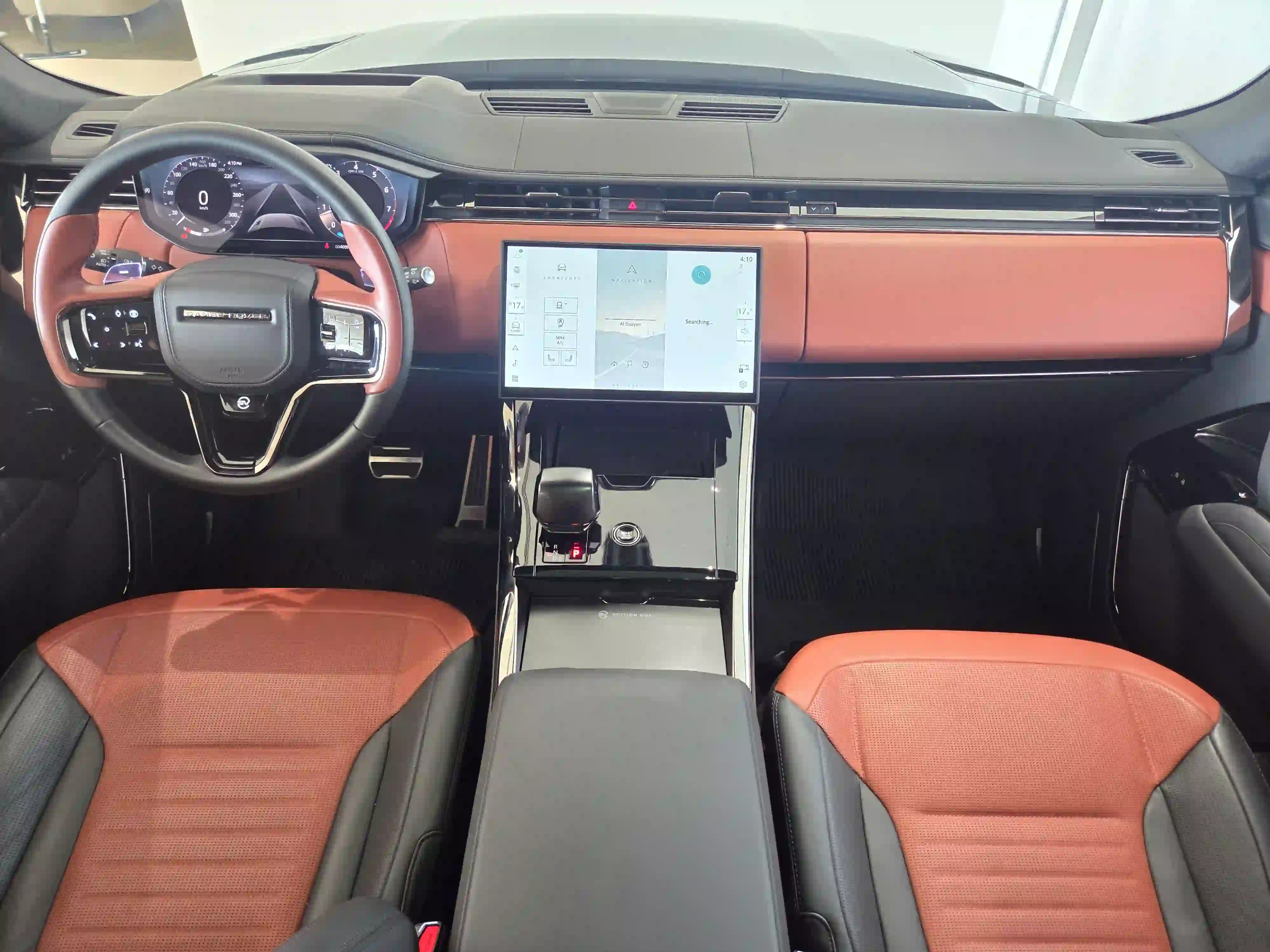 Land Rover Range Rover Sport 4.4 V8 SV 2024 — photo 9 for sale in Qatar
