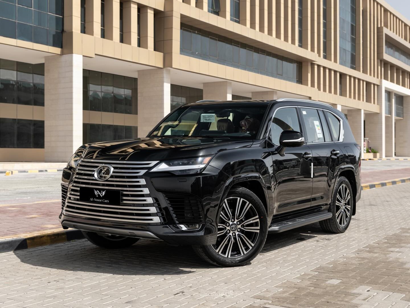 Lexus LX 700 LUXURY 2026 - Image 4