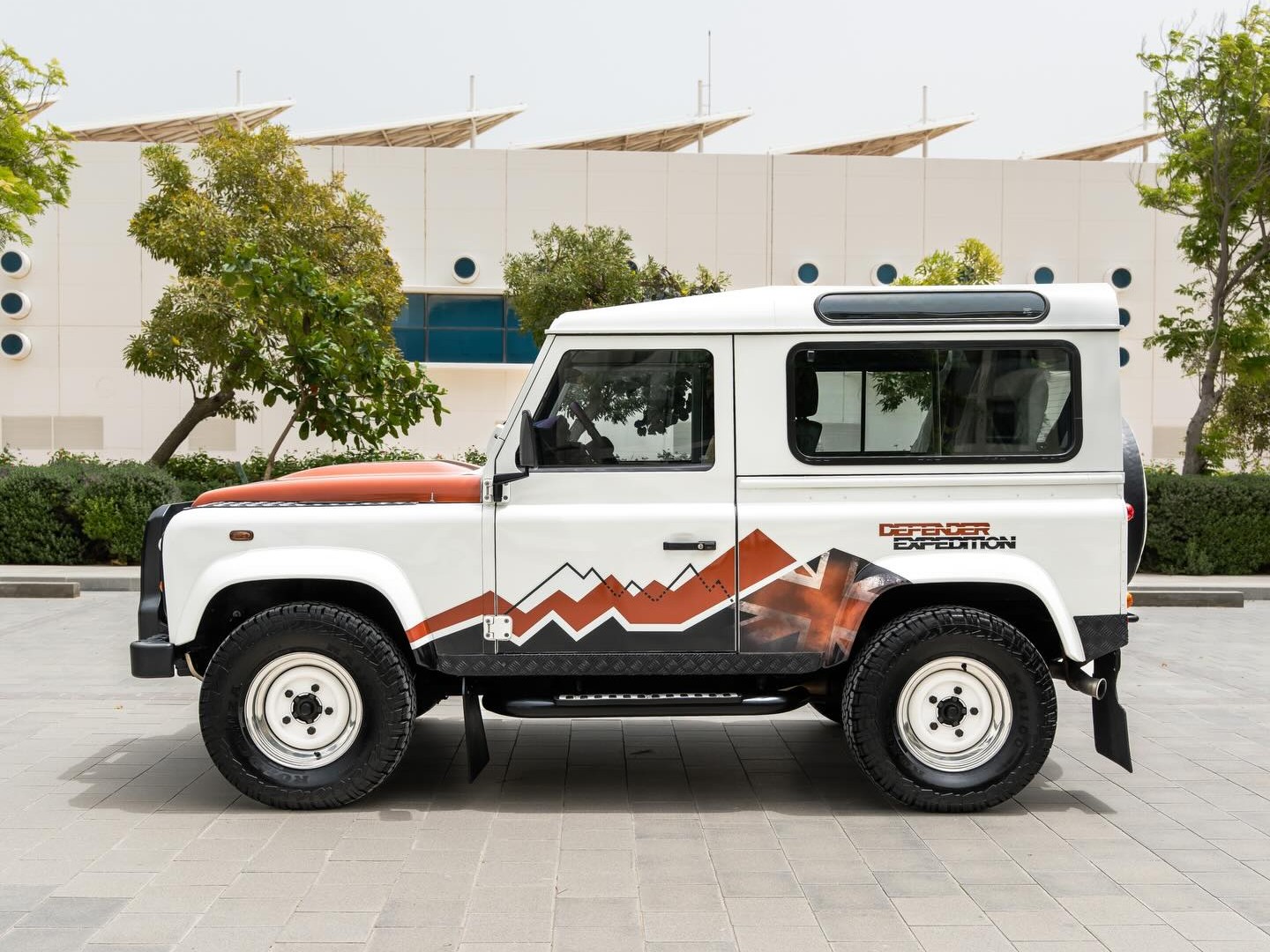 لاند روفر دفندر EXPEDTION 2015 - Image 3