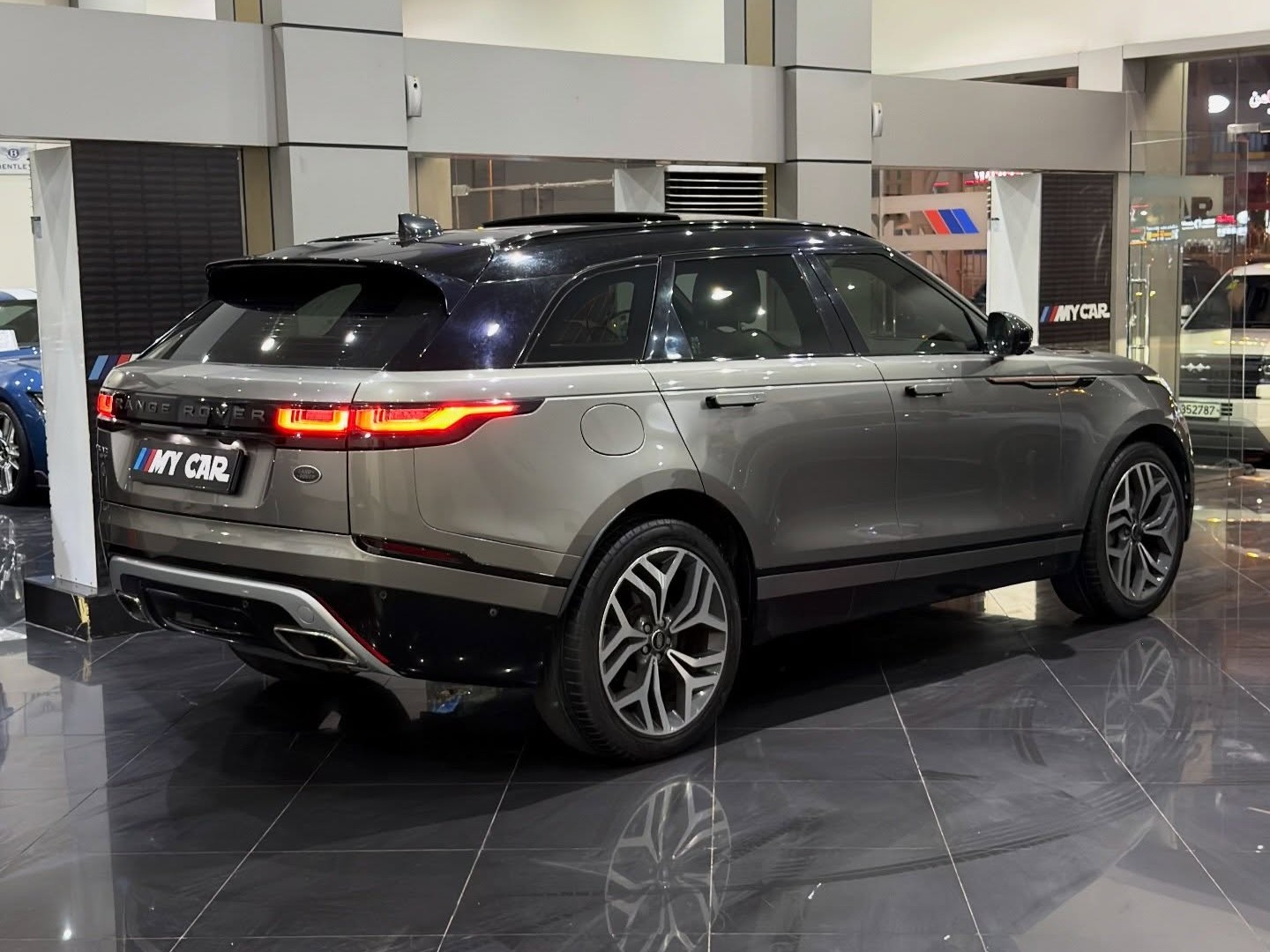 Land Rover Range Rover Velar R-Dynamic 2018 - Image 3