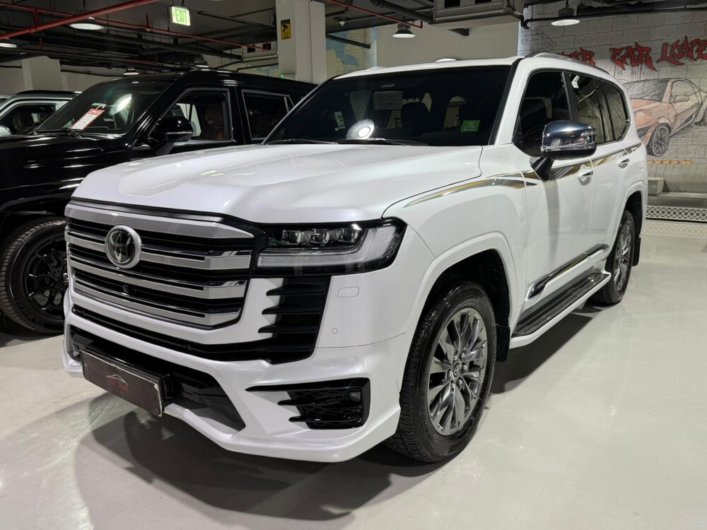Toyota Land Cruiser VXR Twin Turbo 2025 - Image 4