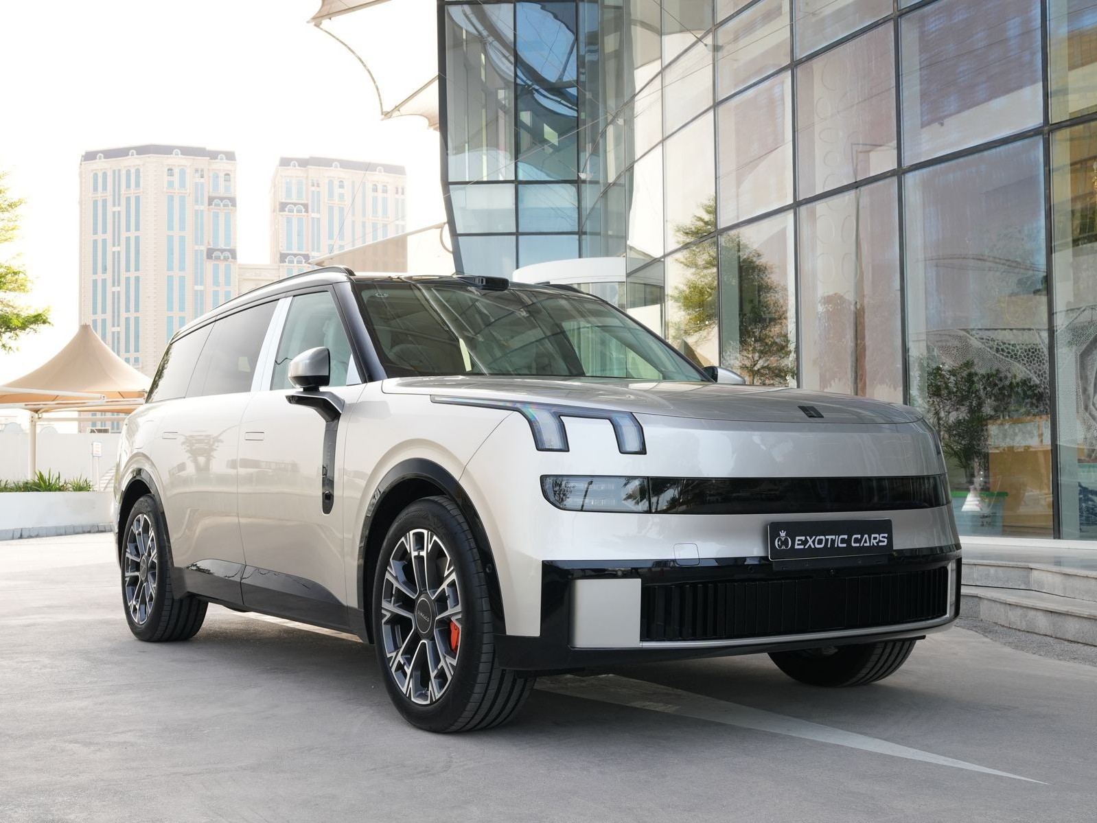Lynk & Co 900 2025 - Image 1
