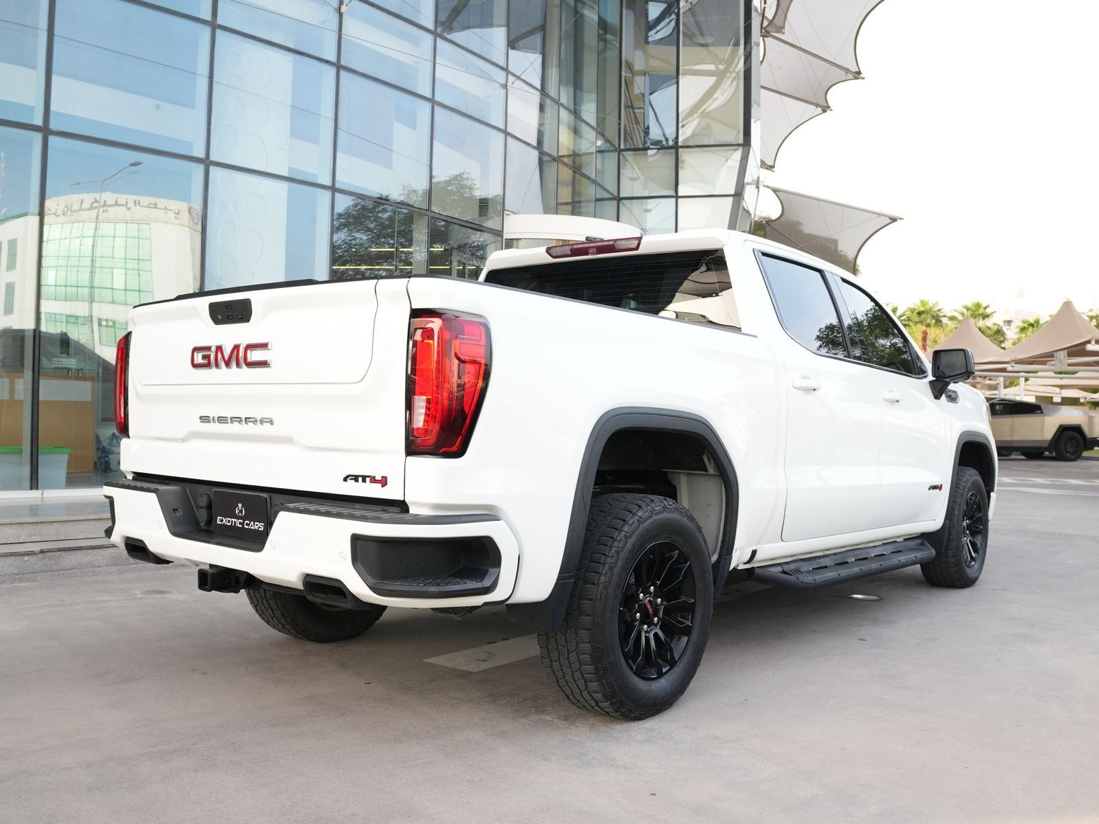 GMC Sierra AT4 2021 - Image 3