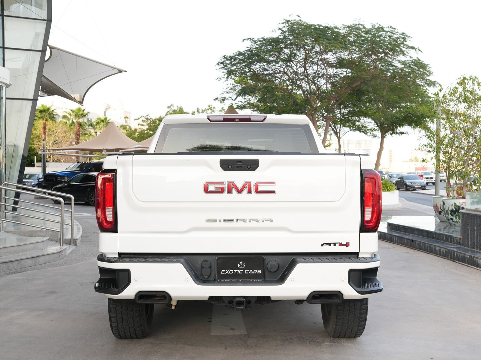 GMC Sierra AT4 2021 - Image 4