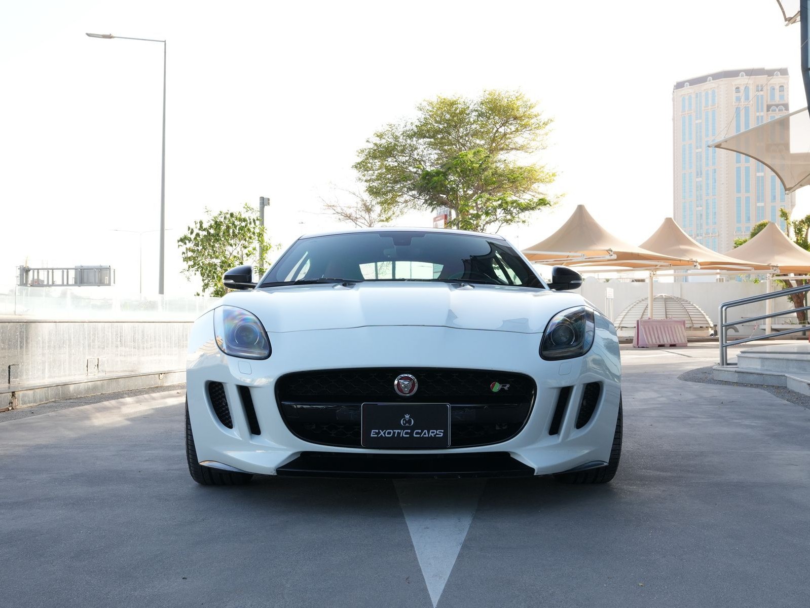 Jaguar F-TYPE supercharged 2017 - Image 2