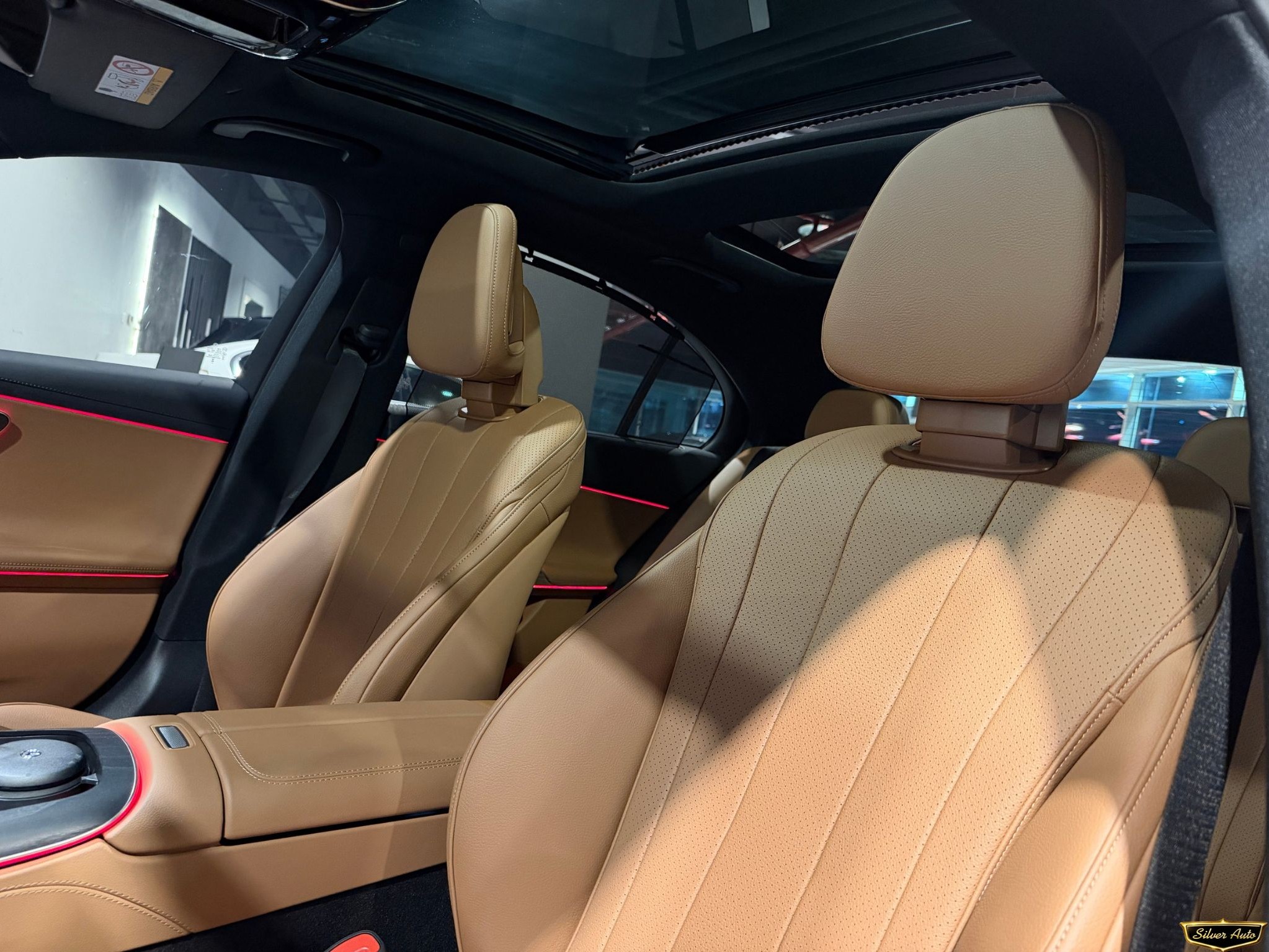 Mercedes-Benz E-Class Sedan 200 2026 - Image 4