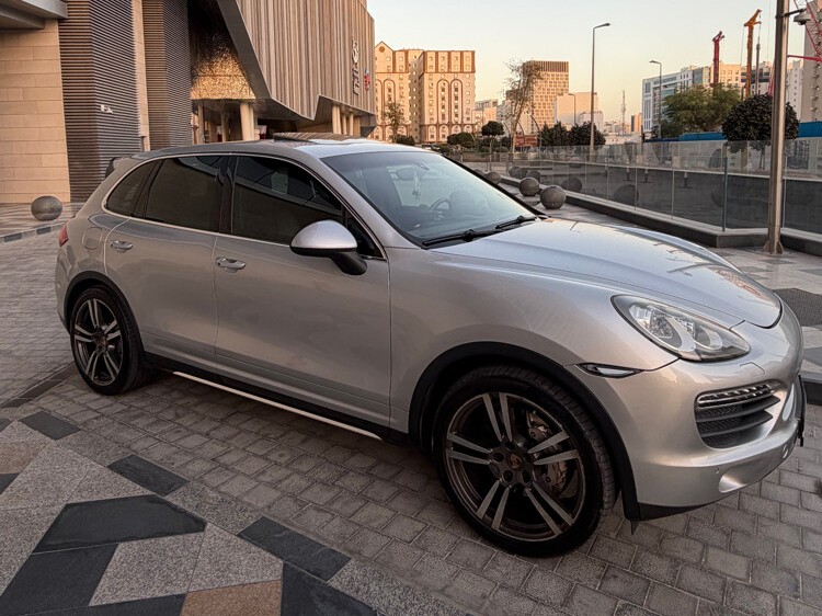 Porsche Cayenne S  2013 - Image 3