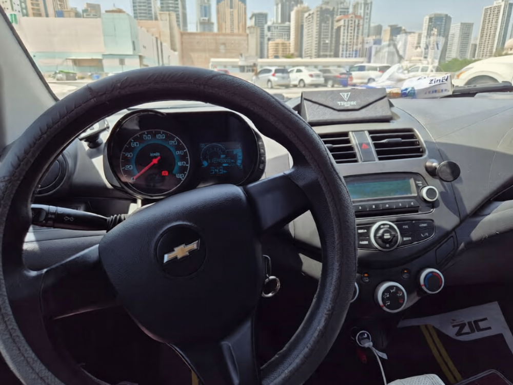 Chevrolet Spark 2015 - Image 4