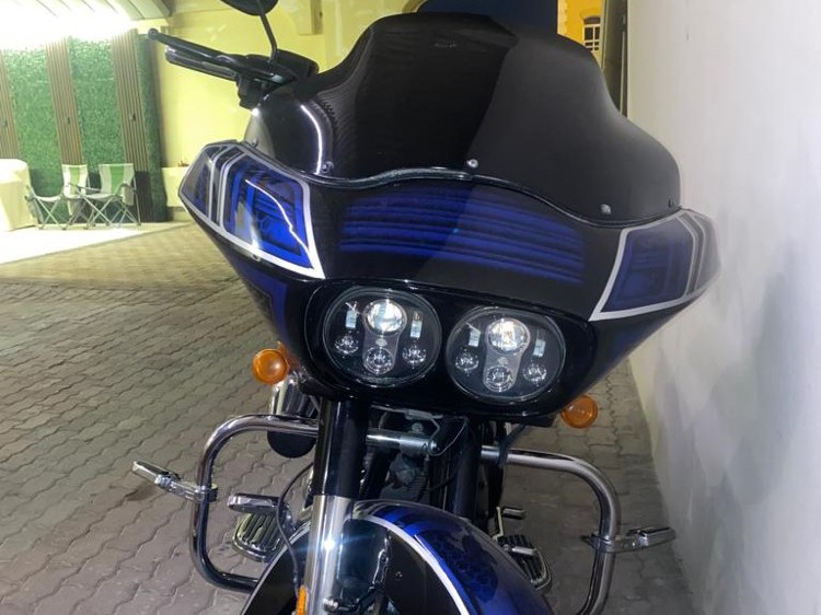 Harley Davidson  CVO Street Glide 2012 - Image 2