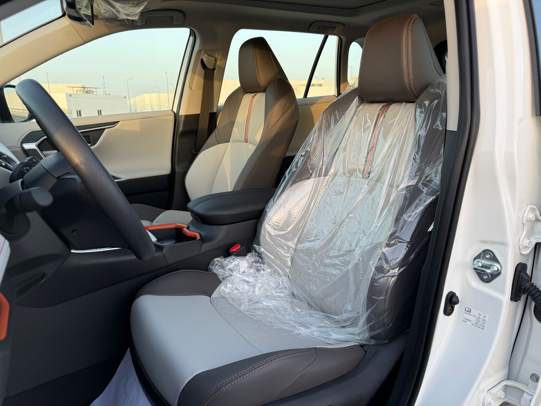 Toyota RAV4 2025 - Image 4