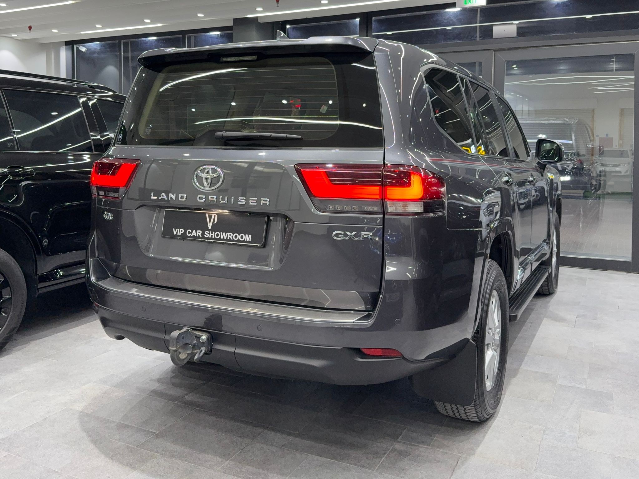 Toyota Land Cruiser GX.R 2024 - Image 4