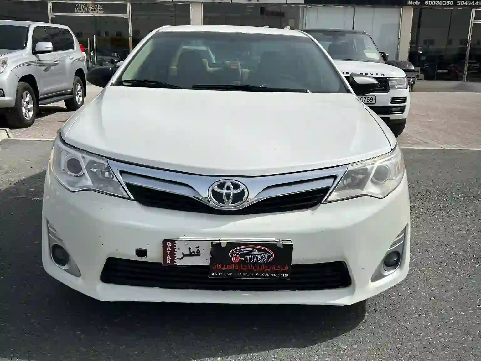 Toyota Camry 2014 - Image 2